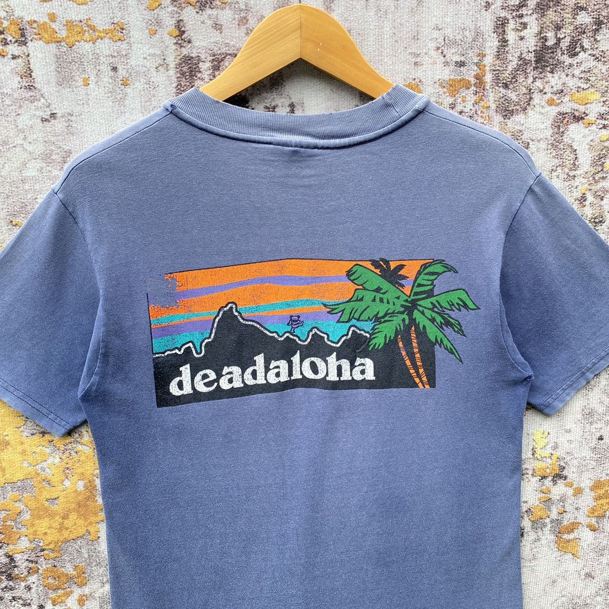Grateful Dead Rare!Vintage 90s Grateful Dead Deadaloha Band Tee Distressed Size US S / EU 44-46 / 1 - 7 Thumbnail