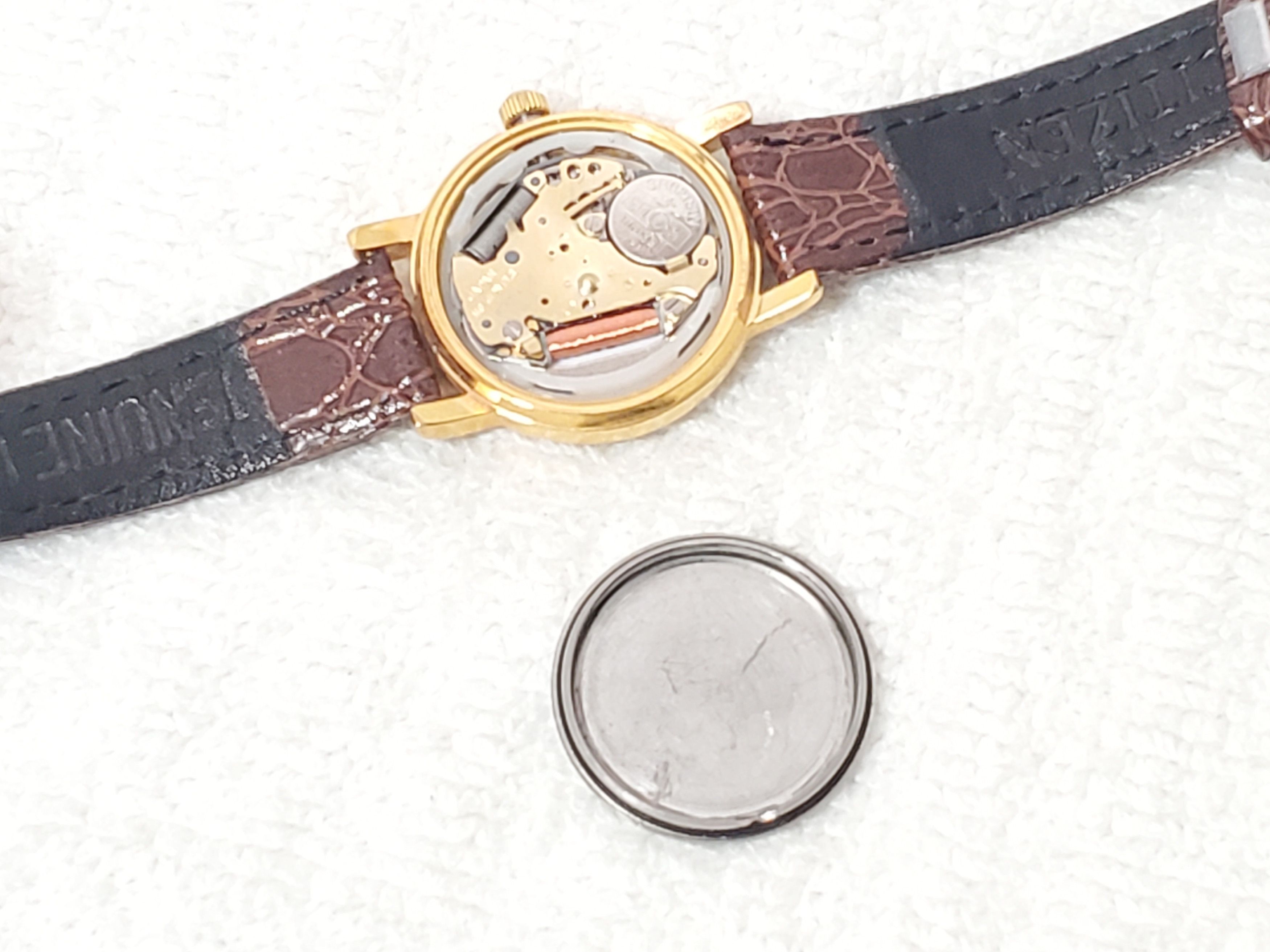 Citizen Vintage 1990's Citizen Women's Date Watch Brown Leather Band Size ONE SIZE - 9 Thumbnail