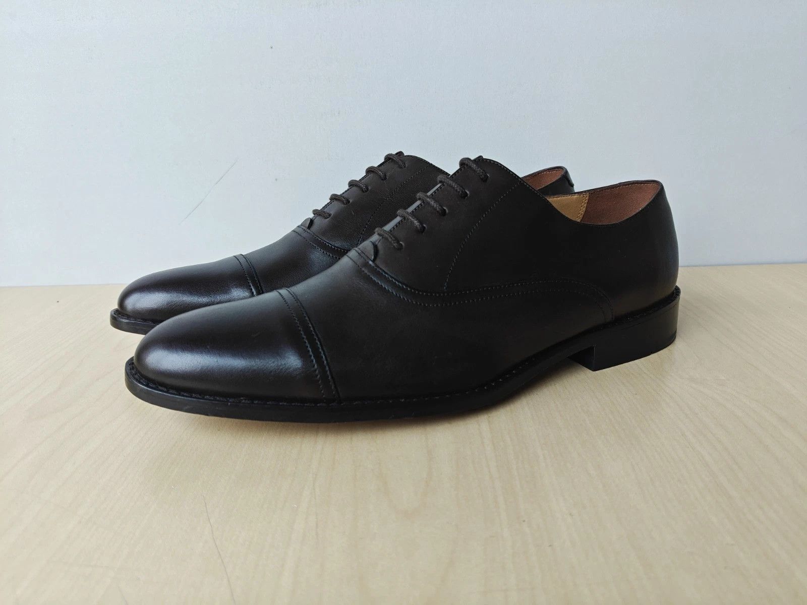 Charles Tyrwhitt Charles Tyrwhitt Men’s Dress Oxford Shoes T / 0027 Size US 10 / EU 43 - 2 Thumbnail