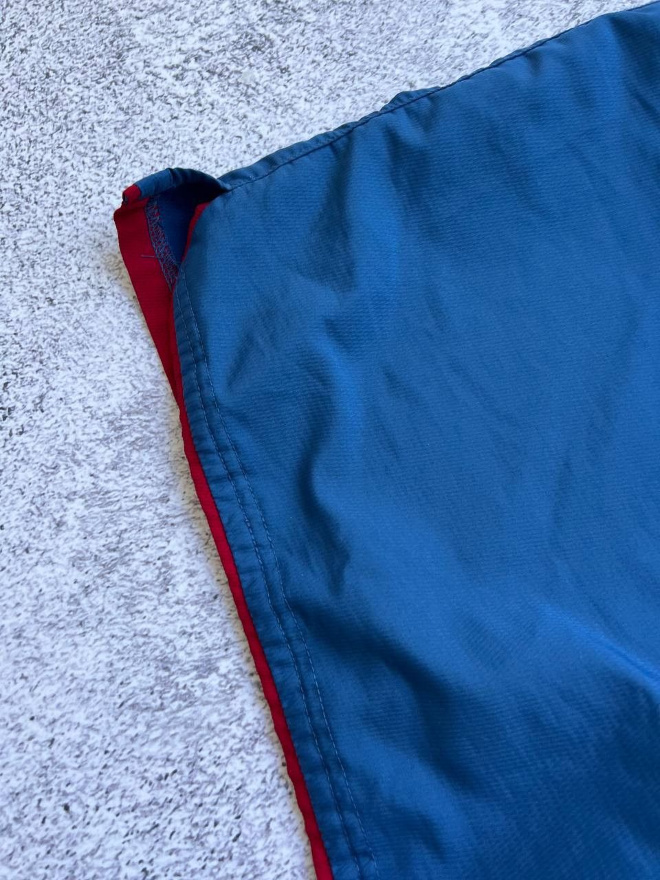 Nike Sz M FC BARCELONA NIKE VINTAGE 2007 FOOTBALL SOCCER SHORTS Size US 32 / EU 48 - 12 Thumbnail