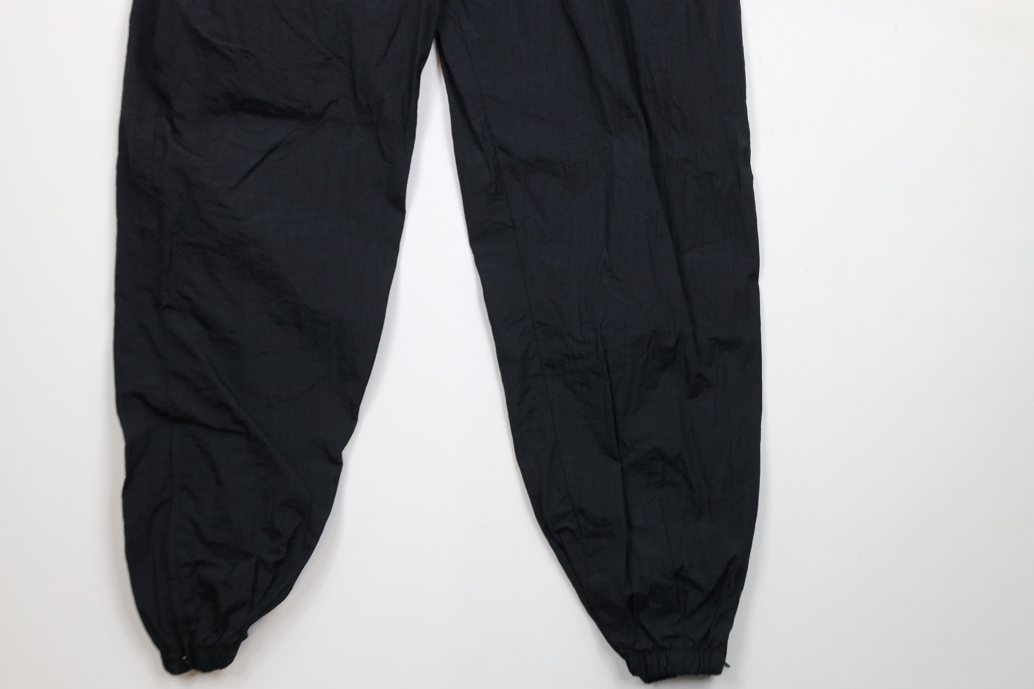 Vintage Vintage 90s Streetwear Cuffed Joggers Pants Black Nylon Size US 36 / EU 52 - 4 Thumbnail