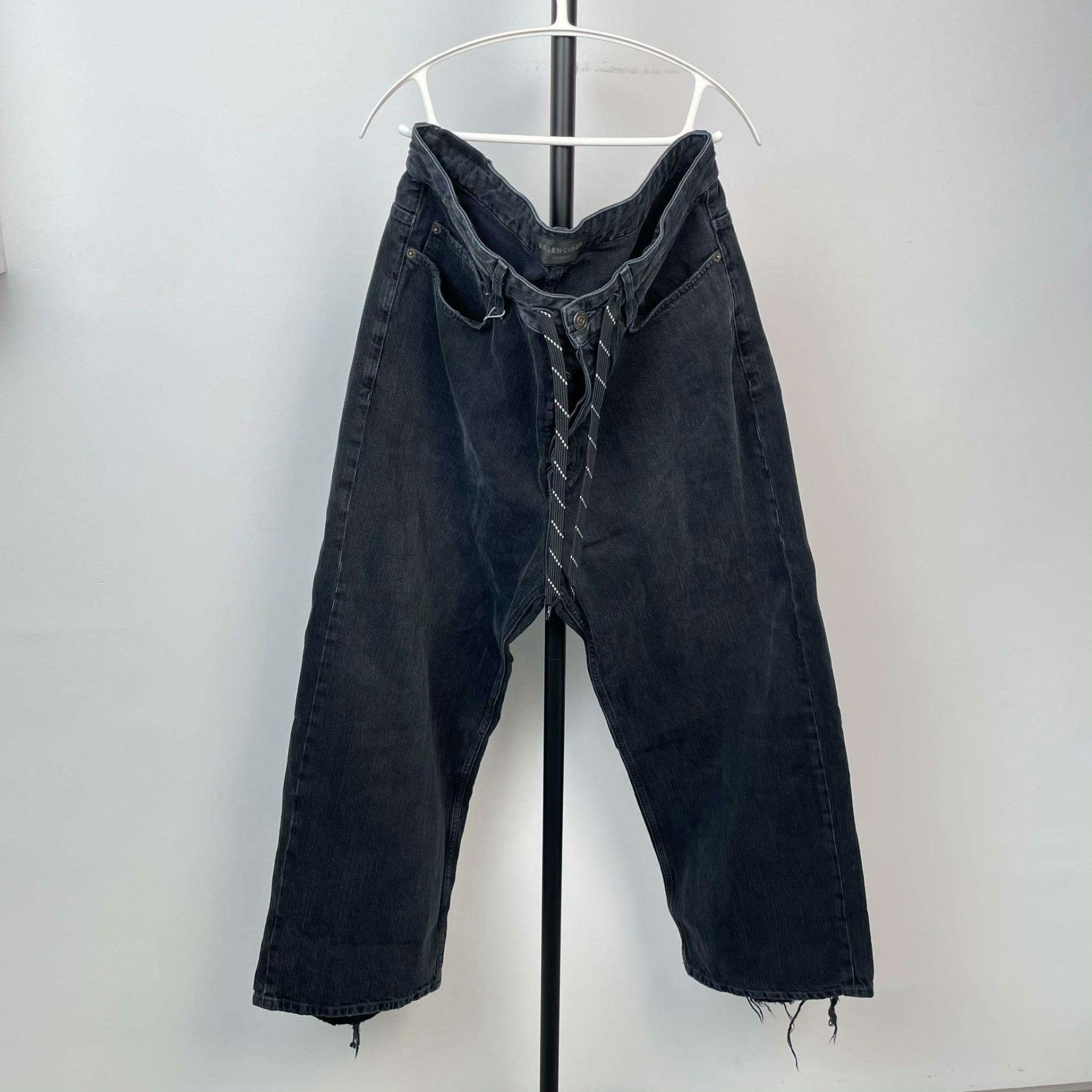 Balenciaga Balenciaga Denim Black Denim Jeans XXS Men Size US 26 / EU 42 - 1 Thumbnail