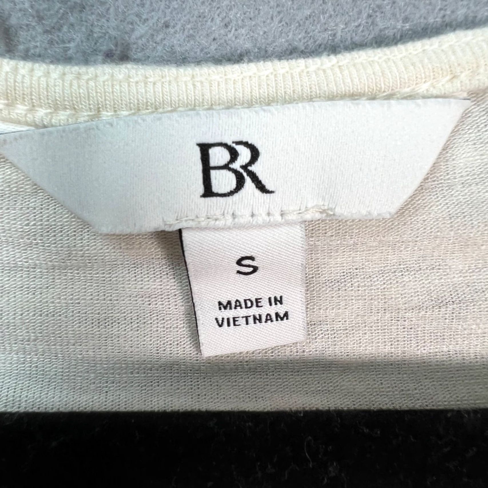 Banana Republic Banana Republic Bodysuit Womens Size S Cream Long Sleeve Rayon Blend Shirt not applicable Size S / US 4 / IT 40 - 3 Thumbnail