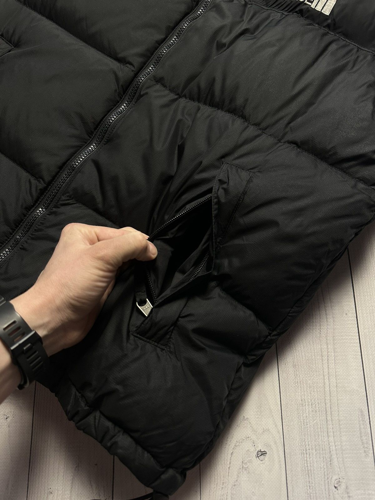 The North Face × Vintage Vintage The North Face down vest size L logo Size US L / EU 52-54 / 3 - 4 Thumbnail