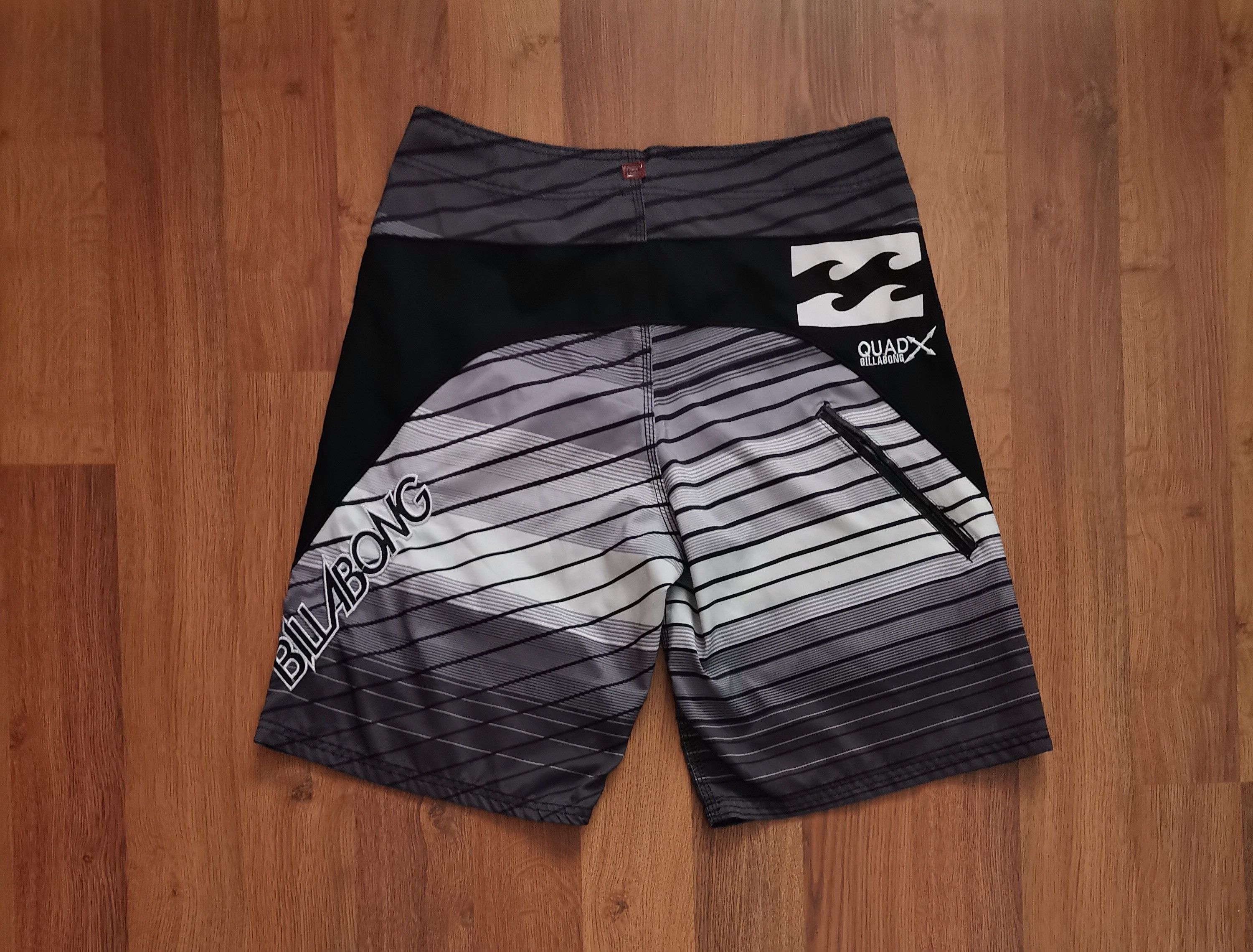 Billabong Vintage Billabong Shorts Size US 36 / EU 52 - 1 Thumbnail