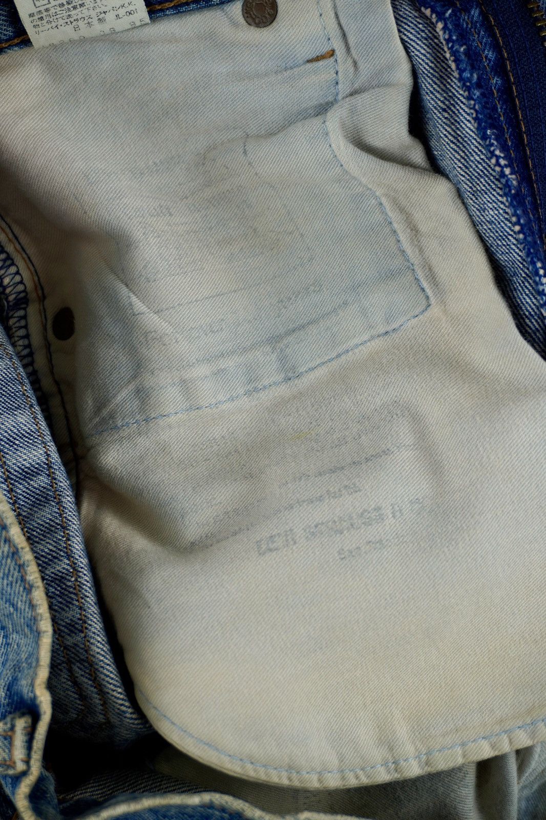 Levi's Vtg levis 551z 90s Big E Japan Made Selvedge Distressed Size US 30 / EU 46 - 8 Thumbnail