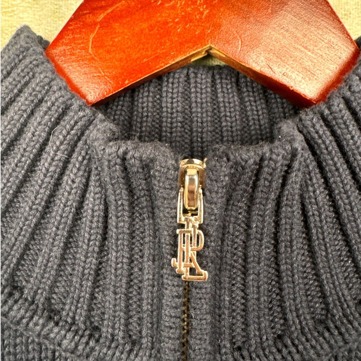 Ralph Lauren VTG 90s Ralph Lauren Cookie Crest Sweater Sz M Q ZIp Navy Size M / US 6-8 / IT 42-44 - 6 Thumbnail