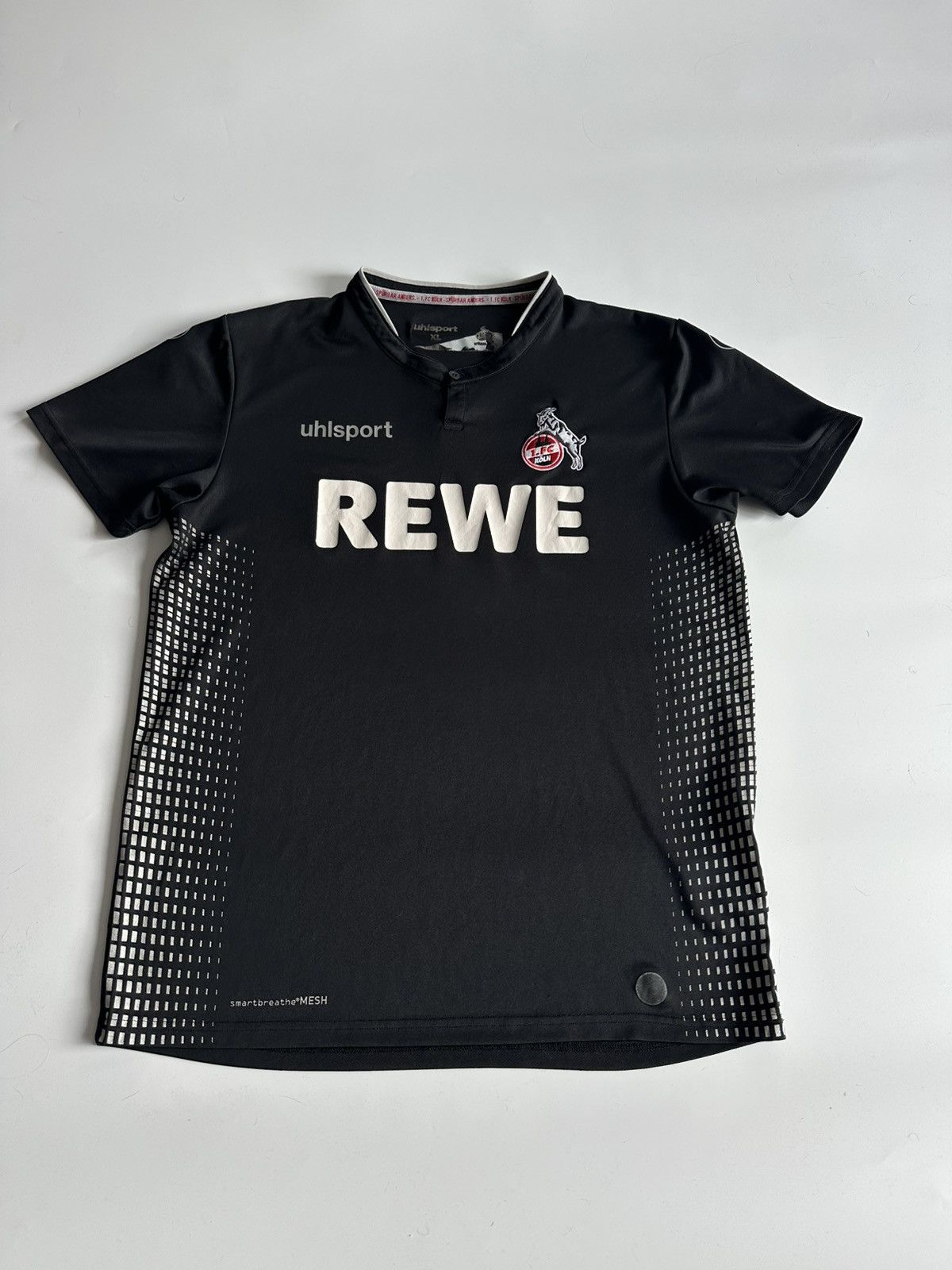 Vintage 2018 1 F.C Koln third Kit Uhlsport soccer jersey XL football Size US XL / EU 56 / 4 - 2 Thumbnail