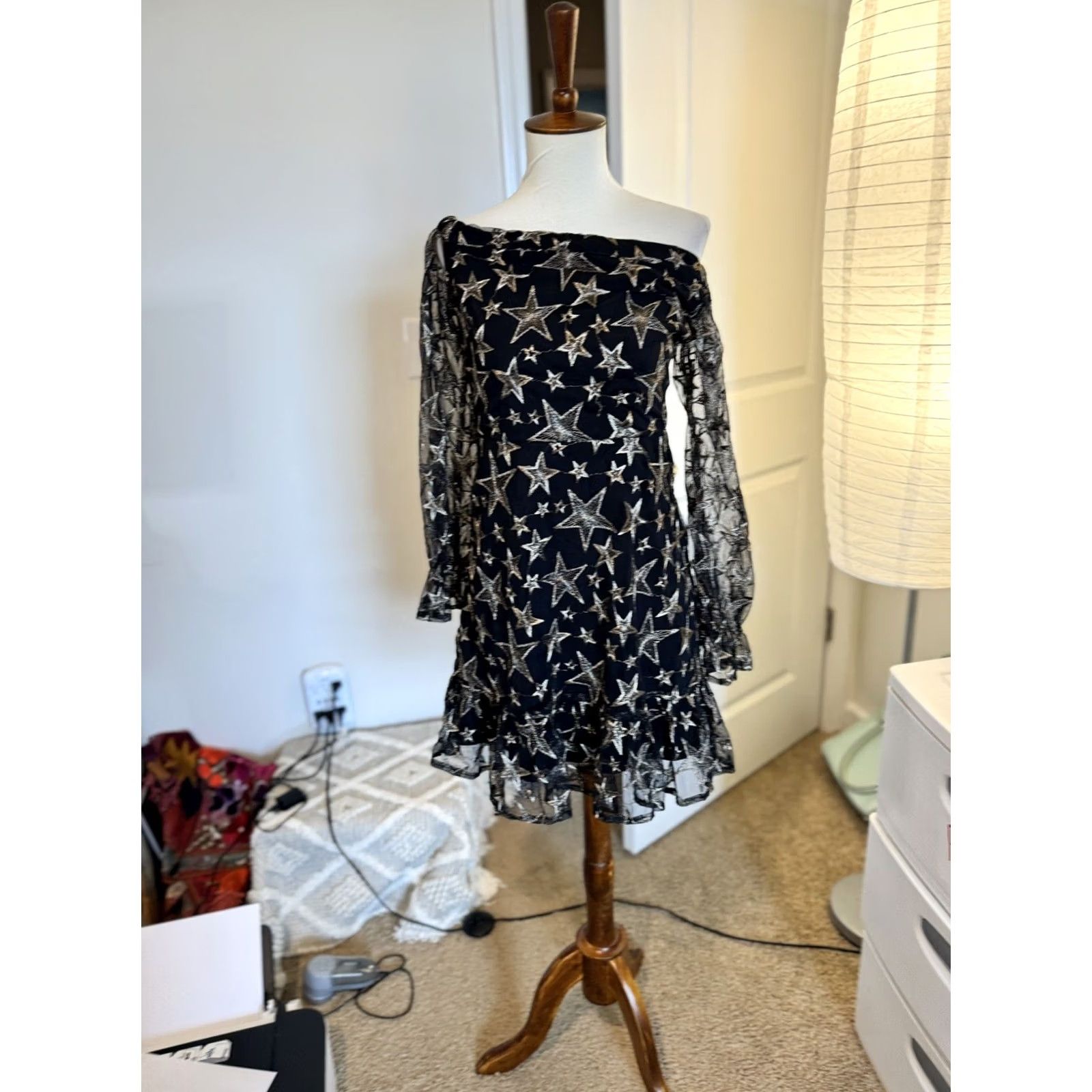 Sam Edelman VINTAGE Sam Edelman NWT Black Gold Star Party Cocktail Dress Women 4 A-Line Bodycon Fit & Flare Short Dress Womens Size S / US 4 / IT 40 - 2 Thumbnail