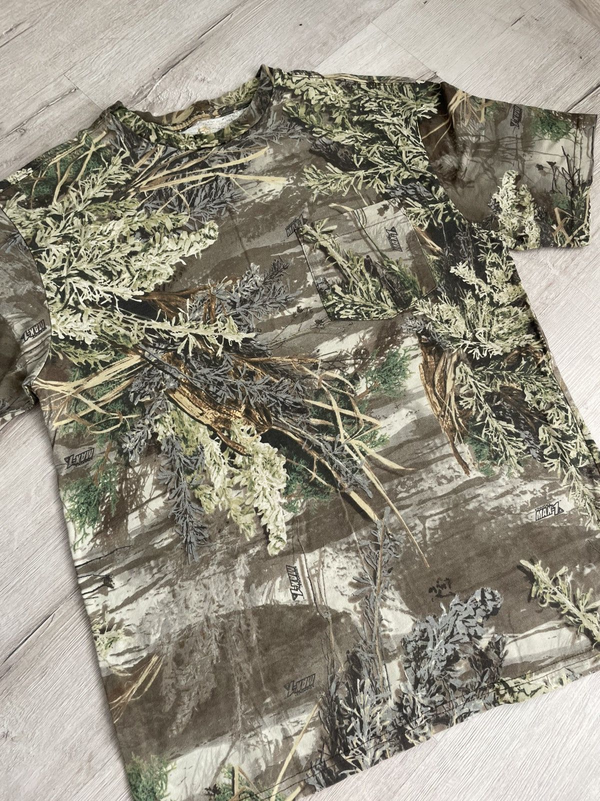 Mossy Oaks × Realtree Vintage Camo RealTree Tee With pocket Like Supreme Keef Y2k Size US M / EU 48-50 / 2 - 4 Thumbnail