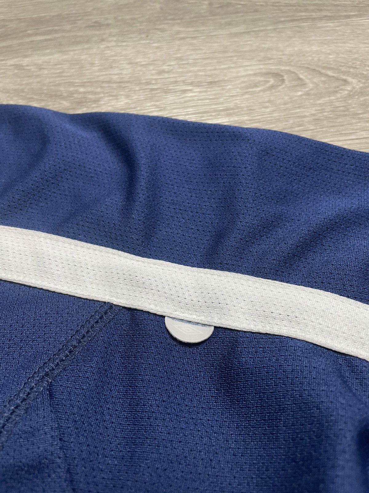 Umbro Vintage 90s Umbro Pro Training Retro Football Soccer Jersey Size US S / EU 44-46 / 1 - 18 Thumbnail