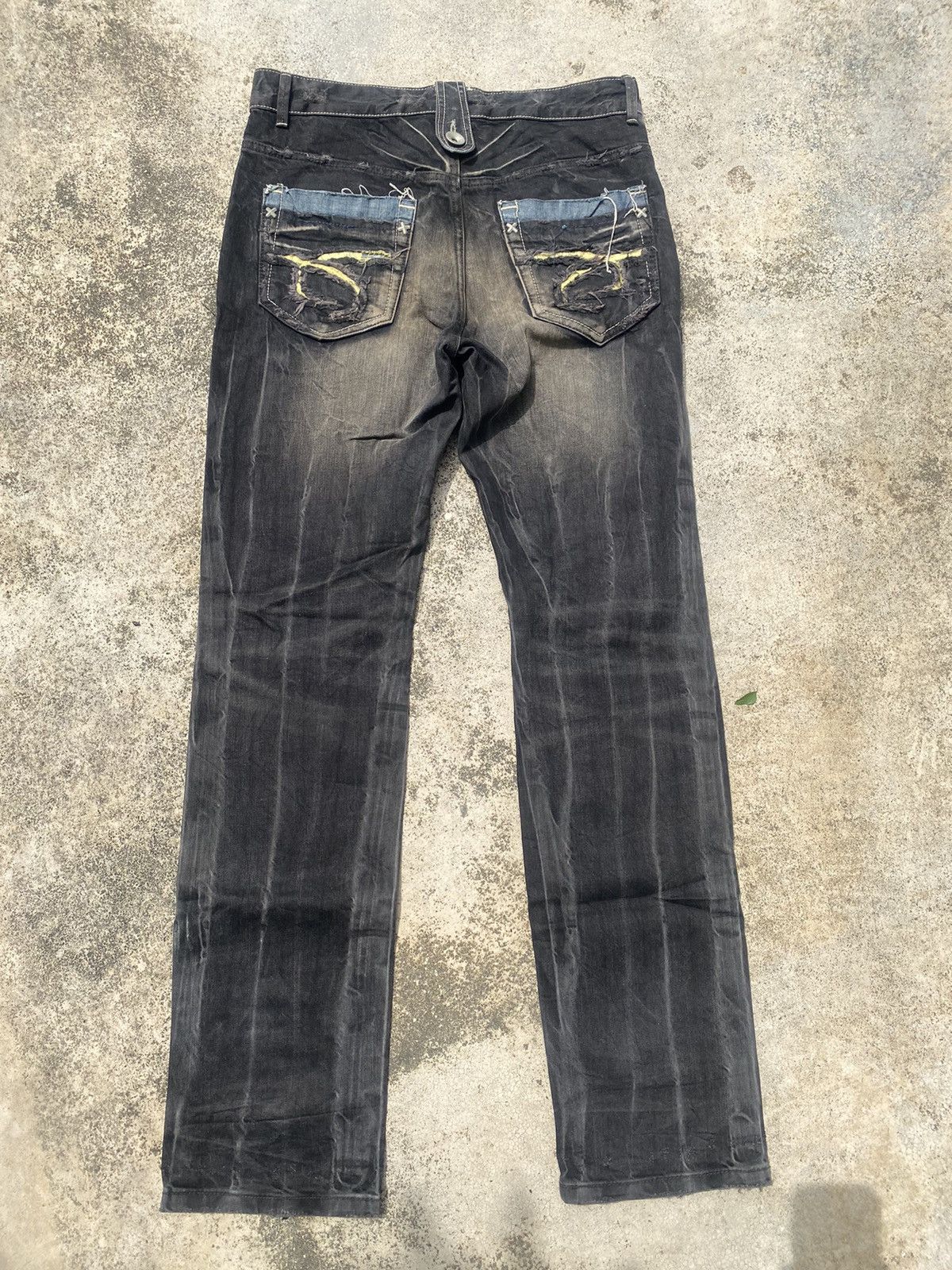 If Six Was Nine × Japanese Brand Red Pepper Faded Clawmark Boro Straight cut Jeans Size US 32 / EU 48 - 15 Thumbnail
