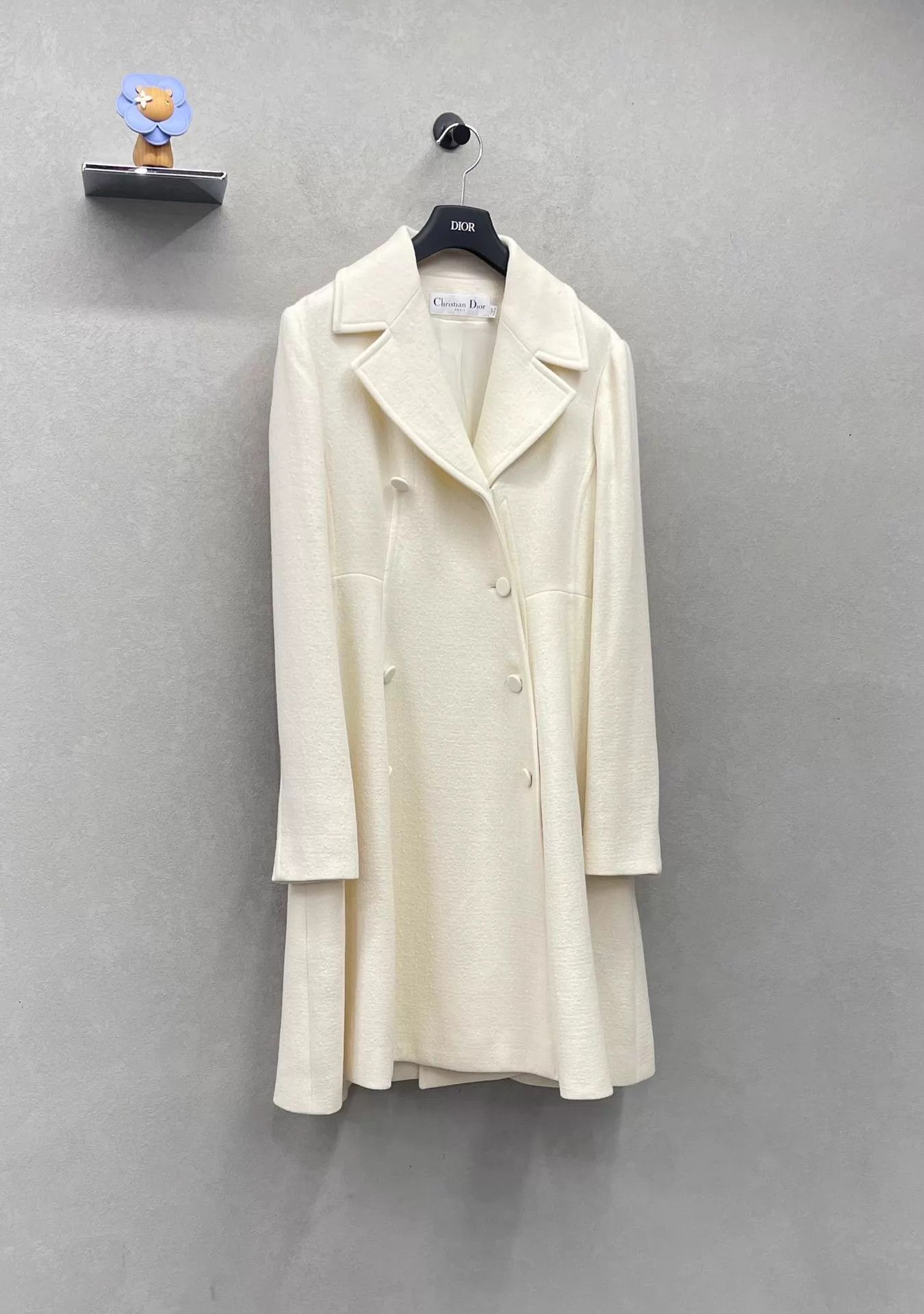 Dior Dior White Women's Long Coat F44 Waist-Cinched Pleated Hem Size L / US 10 / IT 46 - 3 Thumbnail