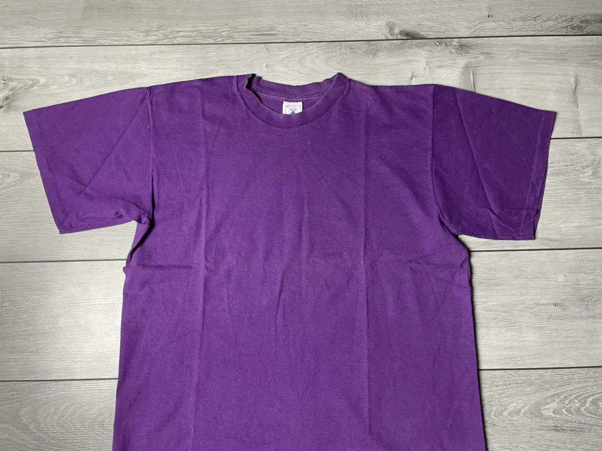 Band Tees Delta basic T-shirt made in usa size XLarge vintage Size US XL / EU 56 / 4 - 3 Thumbnail