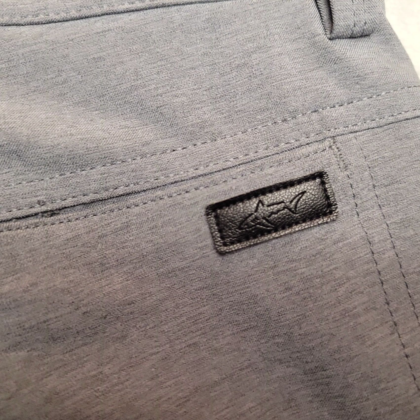 Vintage Greg Norman Pants Men 34x32 Gray Stretch Golf Performance Lightweight Modern Fit Size US 34 / EU 50 - 7 Thumbnail