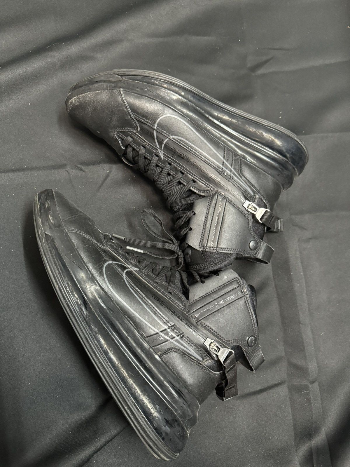 Nike Nike Air Max 720 Black Size US 8.5 / EU 41-42 - 2 Thumbnail