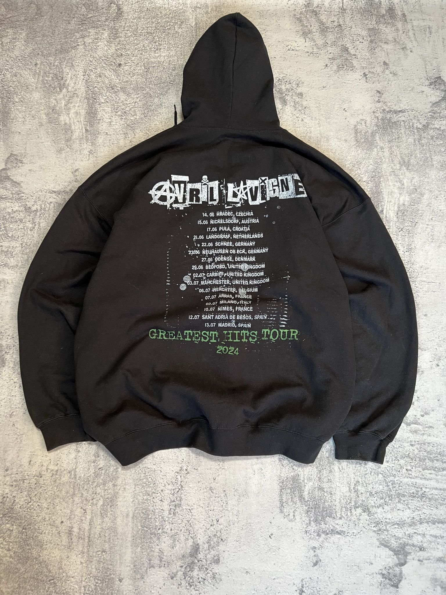 Fruit Of The Loom Avril Lavigne Mens Full Zip Hoodie 2024 Greatest Hits Tour Size US XL / EU 56 / 4 - 7 Thumbnail