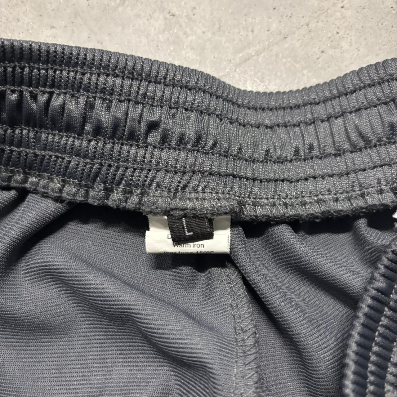 Japanese Brand × Vintage Crazy Vintage Y2K/2000s Grey White Striped Streetwear Skater Tear-Away Track Pants! Size US 30 / EU 46 - 5 Thumbnail