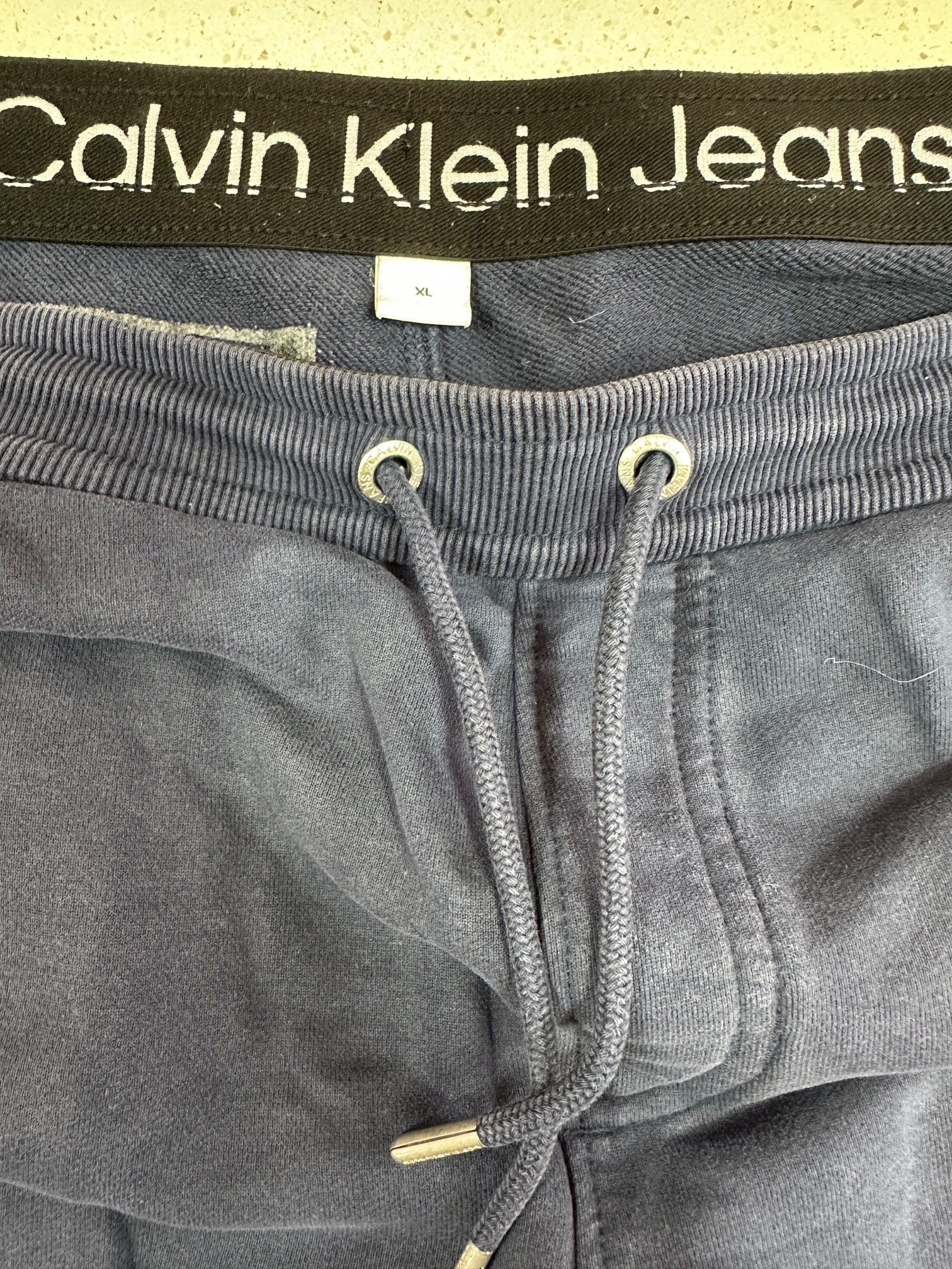 Calvin Klein Calvin Klein joggers Size US 36 / EU 52 - 4 Thumbnail
