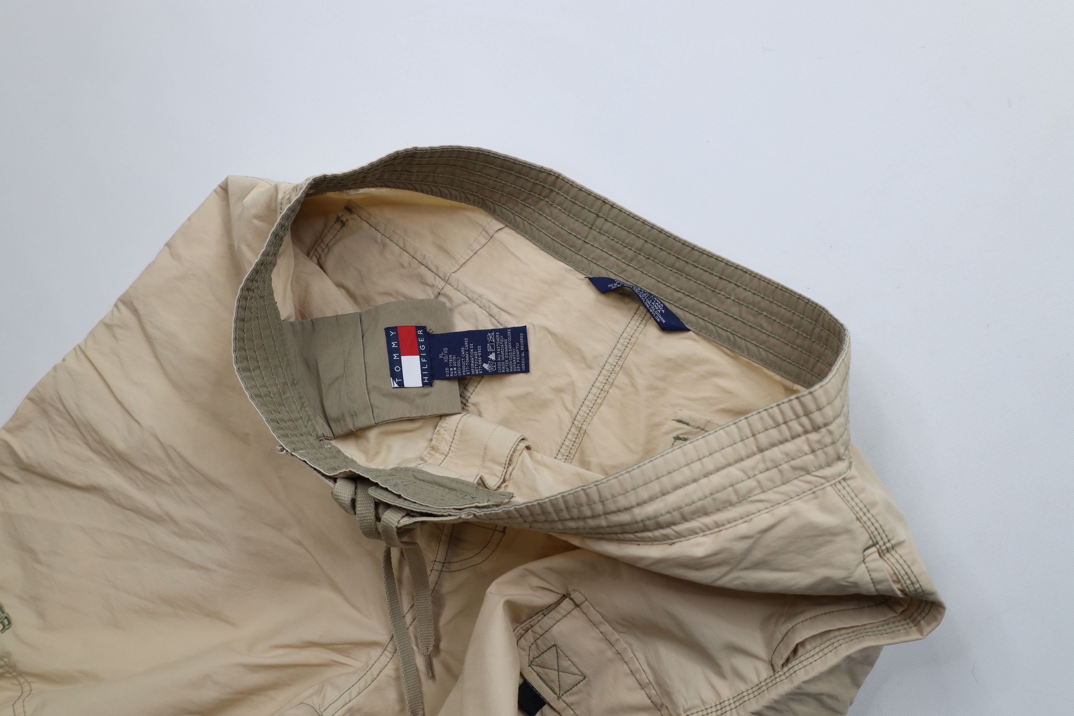 Tommy Hilfiger × Vintage Vintage 90s Tommy Hilfiger Spell Cargo Shorts Swim Trunks Size US 36 / EU 52 - 7 Thumbnail