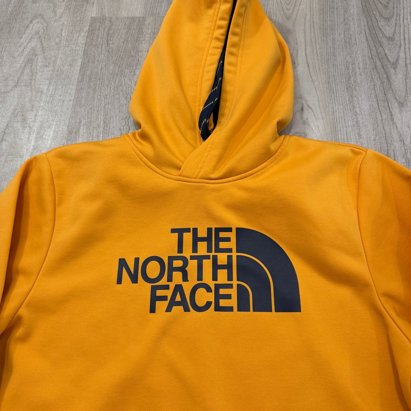 The North Face The North Face Hoodie Medium Yellow Pullover Sweatshirt Size US M / EU 48-50 / 2 - 3 Thumbnail