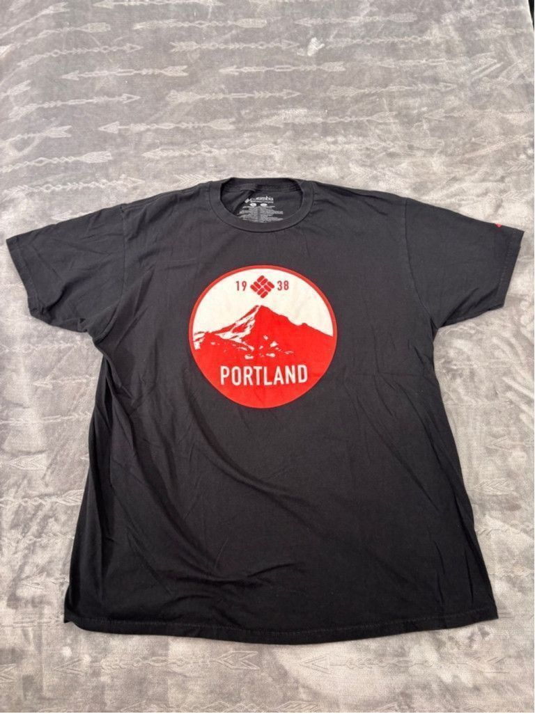 Columbia Men's Columbia Portland Graphic T-Shirt, XL, Black Size US XL / EU 56 / 4 - 2 Thumbnail