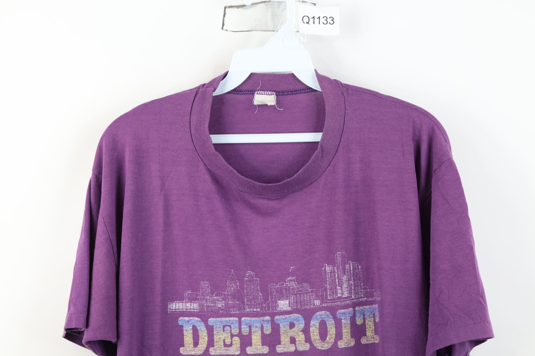 Vintage Vintage 70s 80s Streetwear Detroit City View T-Shirt USA Size US L / EU 52-54 / 3 - 2 Thumbnail