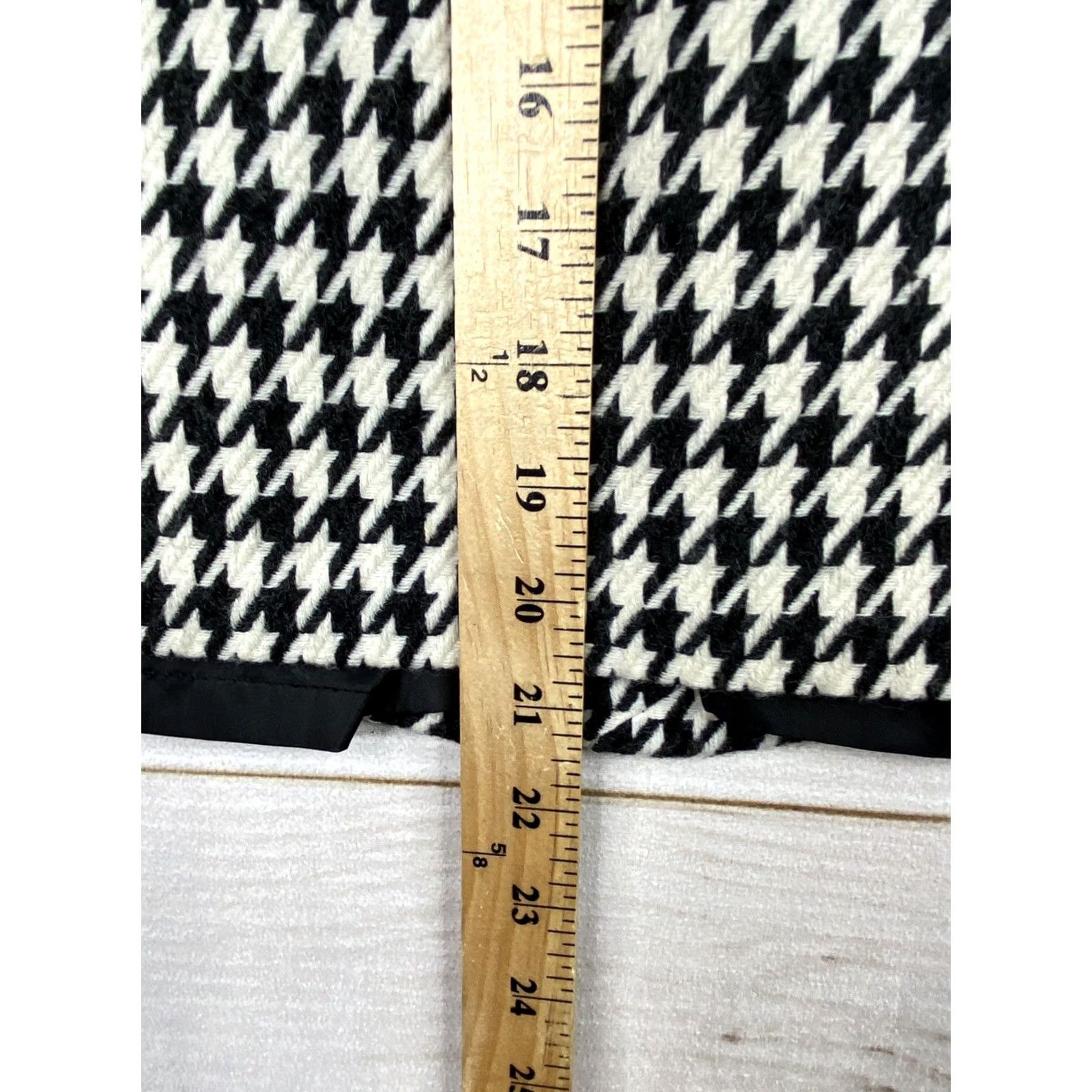 Vintage VINTAGE The Limited Skirt Womens Sz 10 Black White Houndstooth Wool Lined Zip Up Size 32" / US 10 / IT 46 - 5 Thumbnail