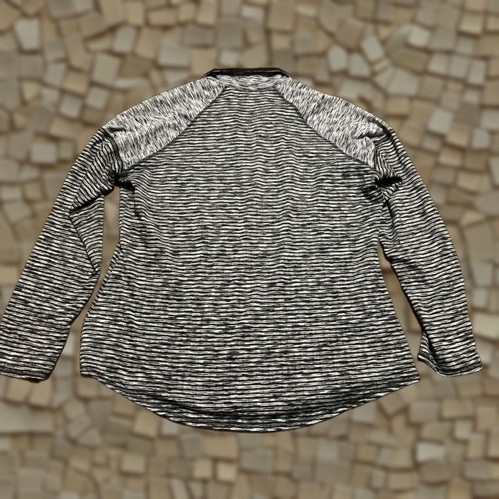 Avia Avia Shirt Women's 2XL Gray Black 1/4 Zip Long Sleeve Colared Size XXL / US 16-18 / IT 52-54 - 1 Thumbnail