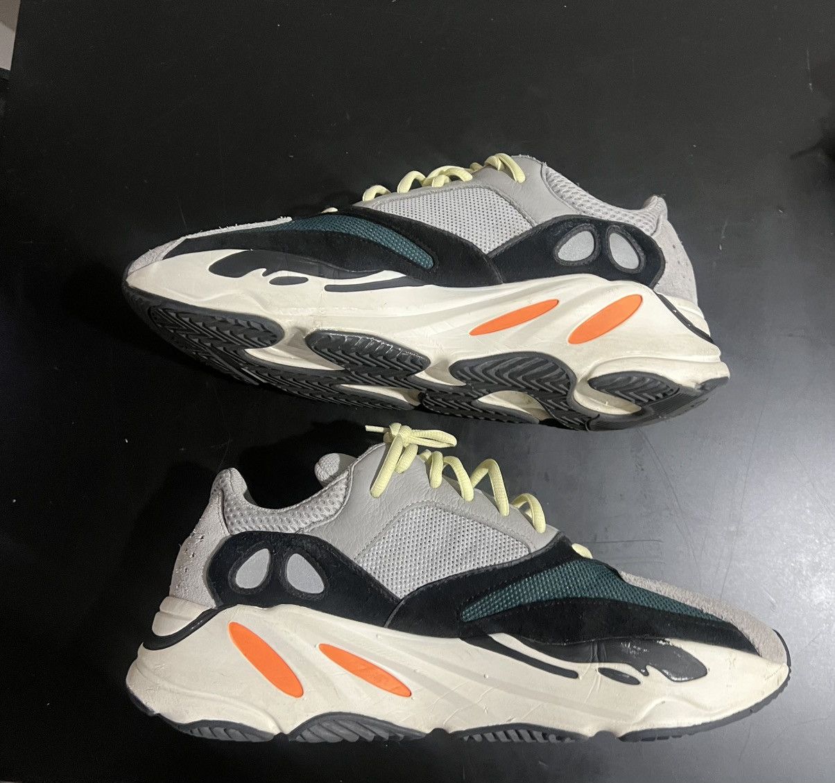 Yeezy Yeezy Boost 700 'Wave Runner' 2023 Size US 11.5 / EU 44-45 - 2 Thumbnail