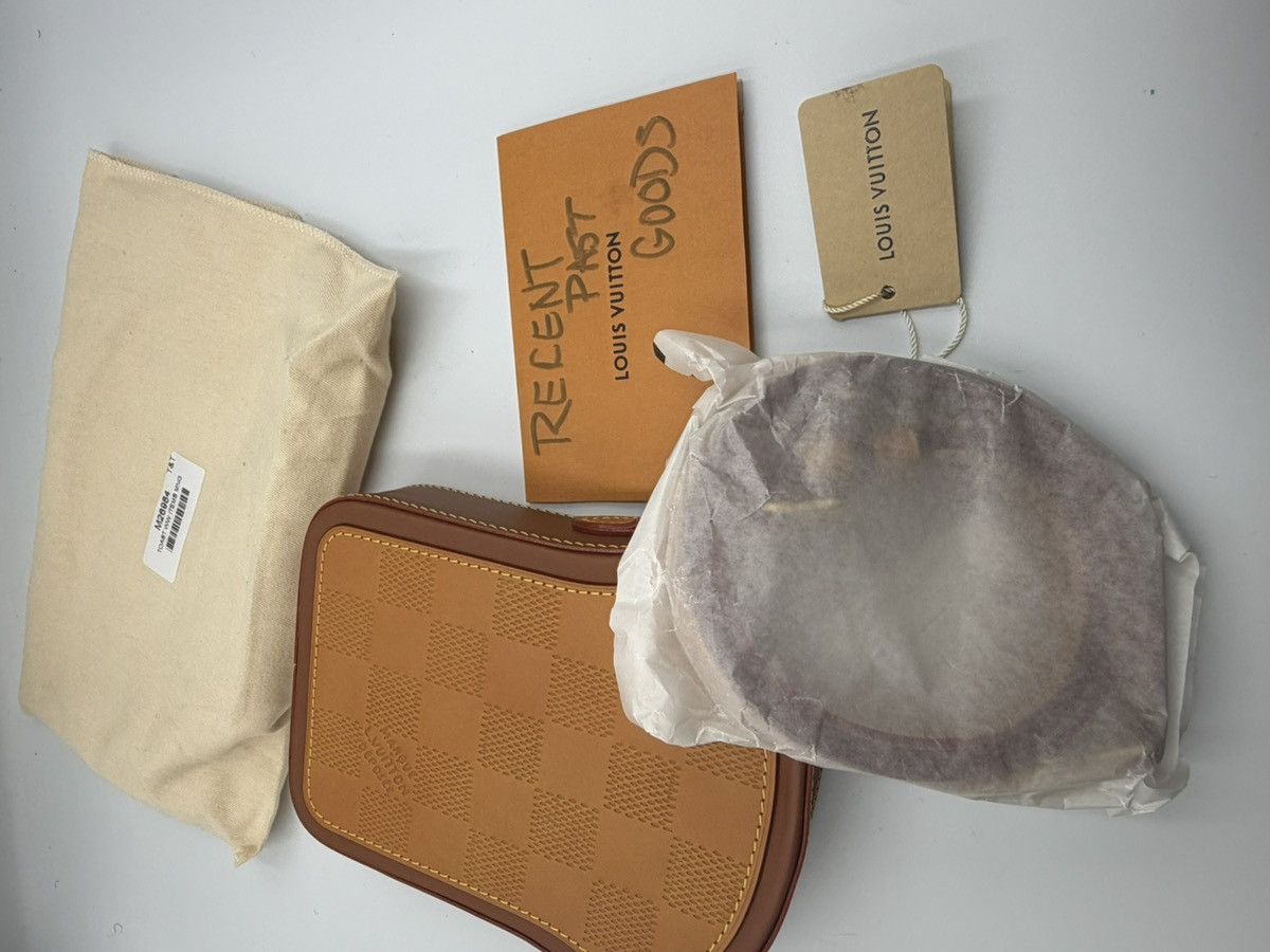 Louis Vuitton Louis Vuitton Ultra Rare M26984 Toast Wearable Wallet Size ONE SIZE - 13 Thumbnail