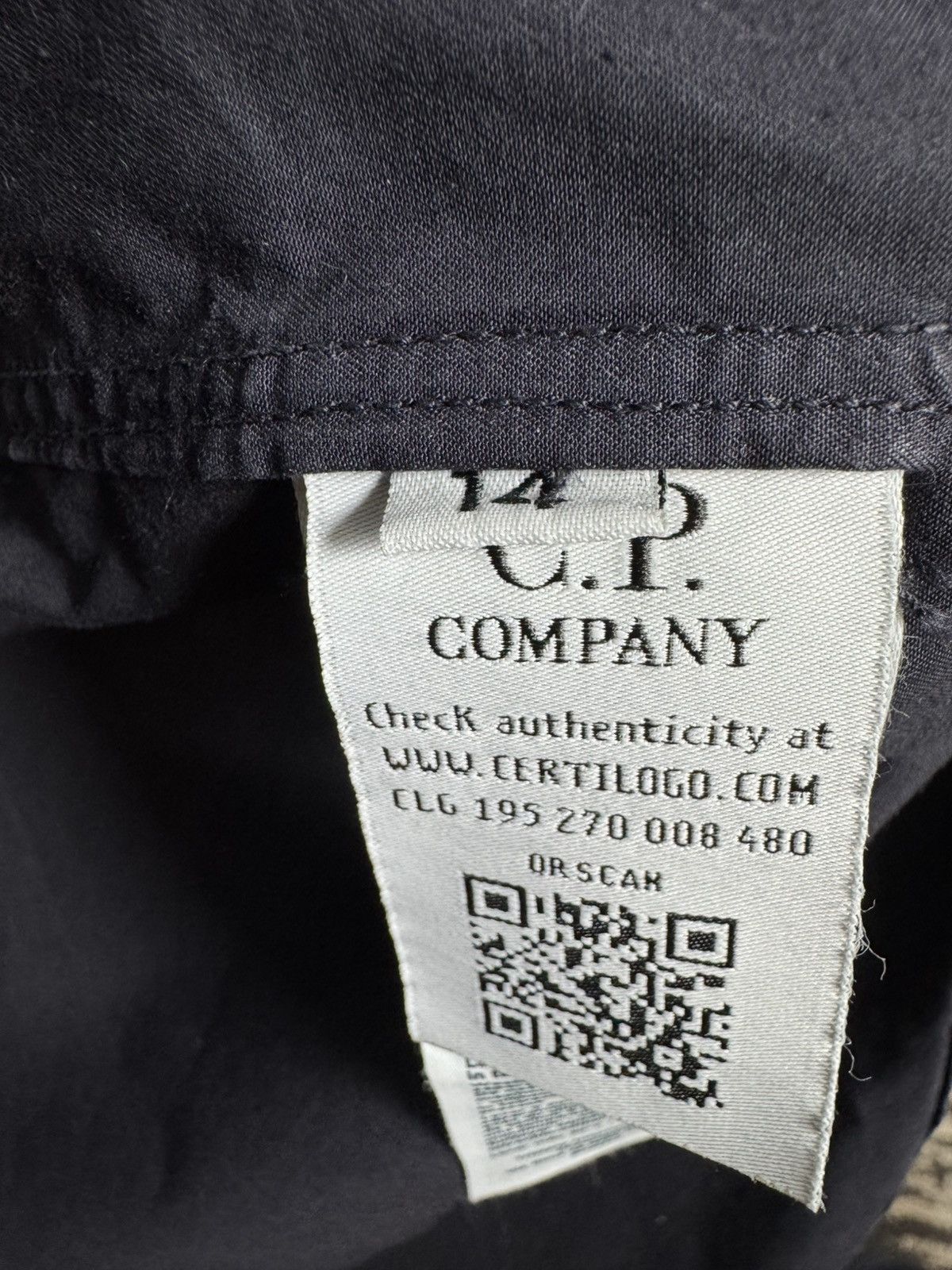 C.P. Company C.P. Company Black Lens Zip Overshirt 14Y Fits XS Size US XXS / EU 40 - 9 Thumbnail