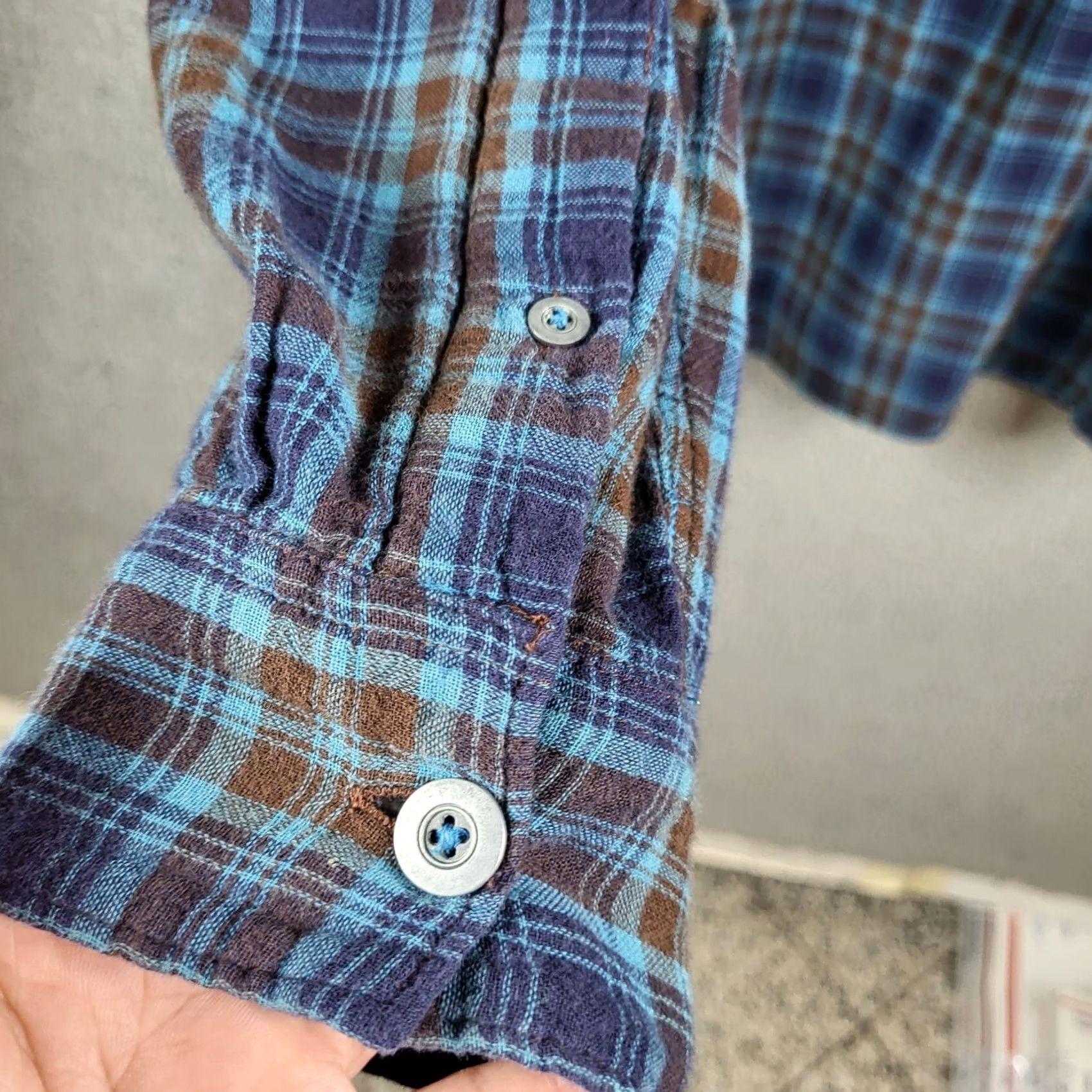 Carbon2Cobalt Carbon 2 cobalt Men’s Lined Button-Up 100% Cotton shirt XL Multicolor Button-Down Collared Long Sleeve Casual Shirt Men XL Size US XL / EU 56 / 4 - 3 Thumbnail