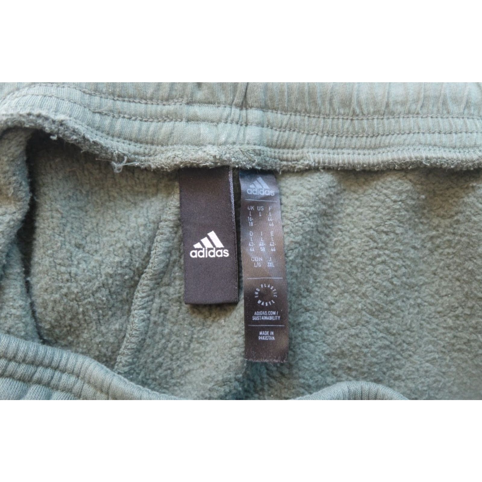 Adidas ADIDAS ORIGINALS TREFOIL FRENCH TERRY SHORTS ARMY GREEN WOMENS SZ L Size 36" / US 14 / IT 50 - 4 Thumbnail