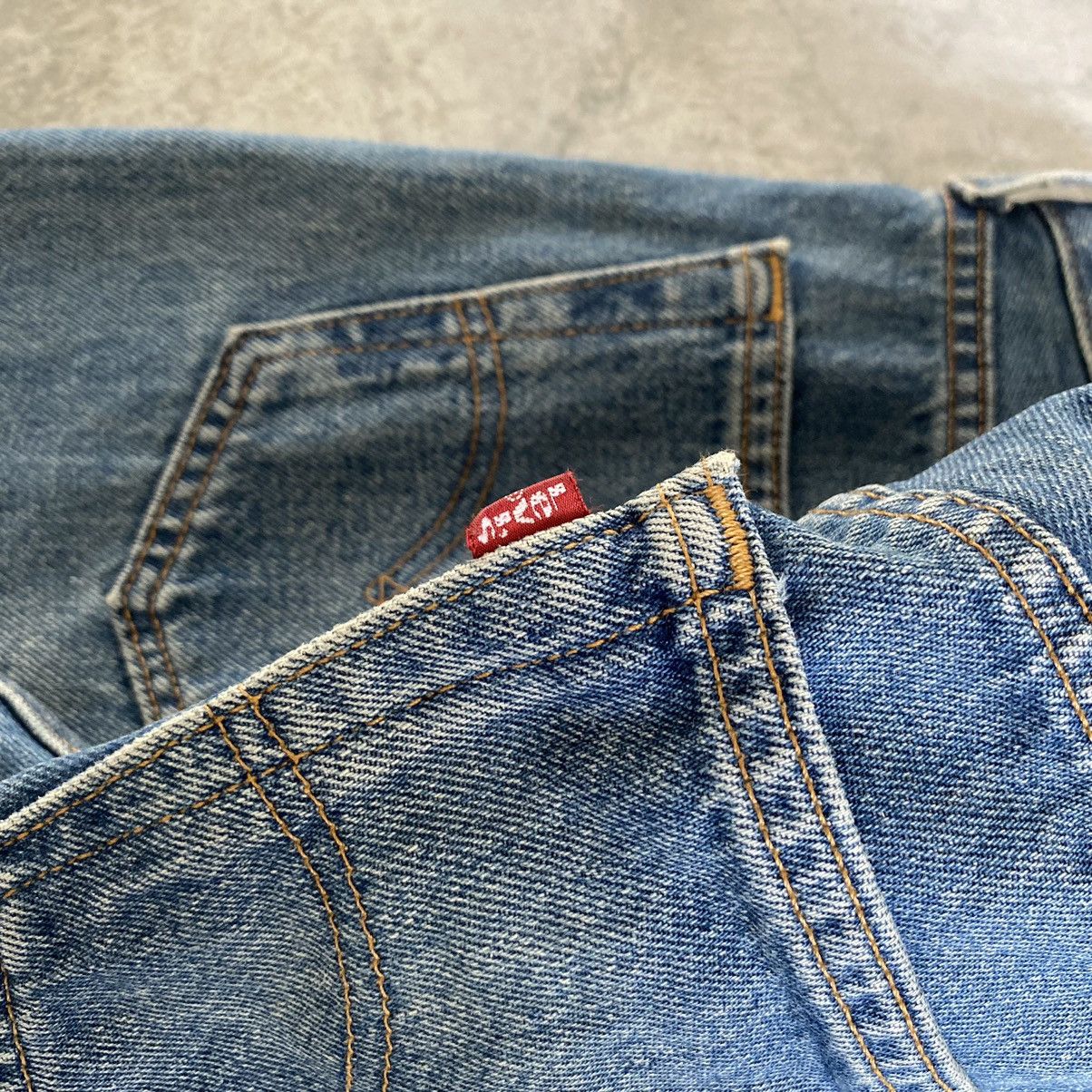 Levi's Vintage 1996 Levi’s 501 Faded Blue Ripped Denim Jeans Size US 31 - 22 Thumbnail