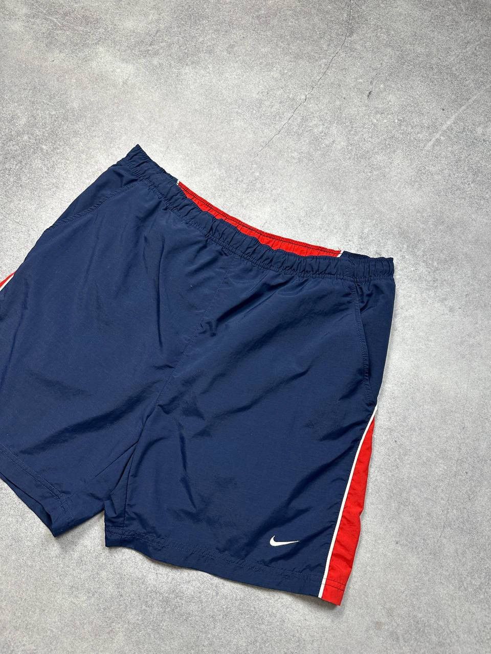 Nike Vintage Nike Nylon Shorts, Size XL – Classic Sportswear Styl Size US 36 / EU 52 - 2 Thumbnail