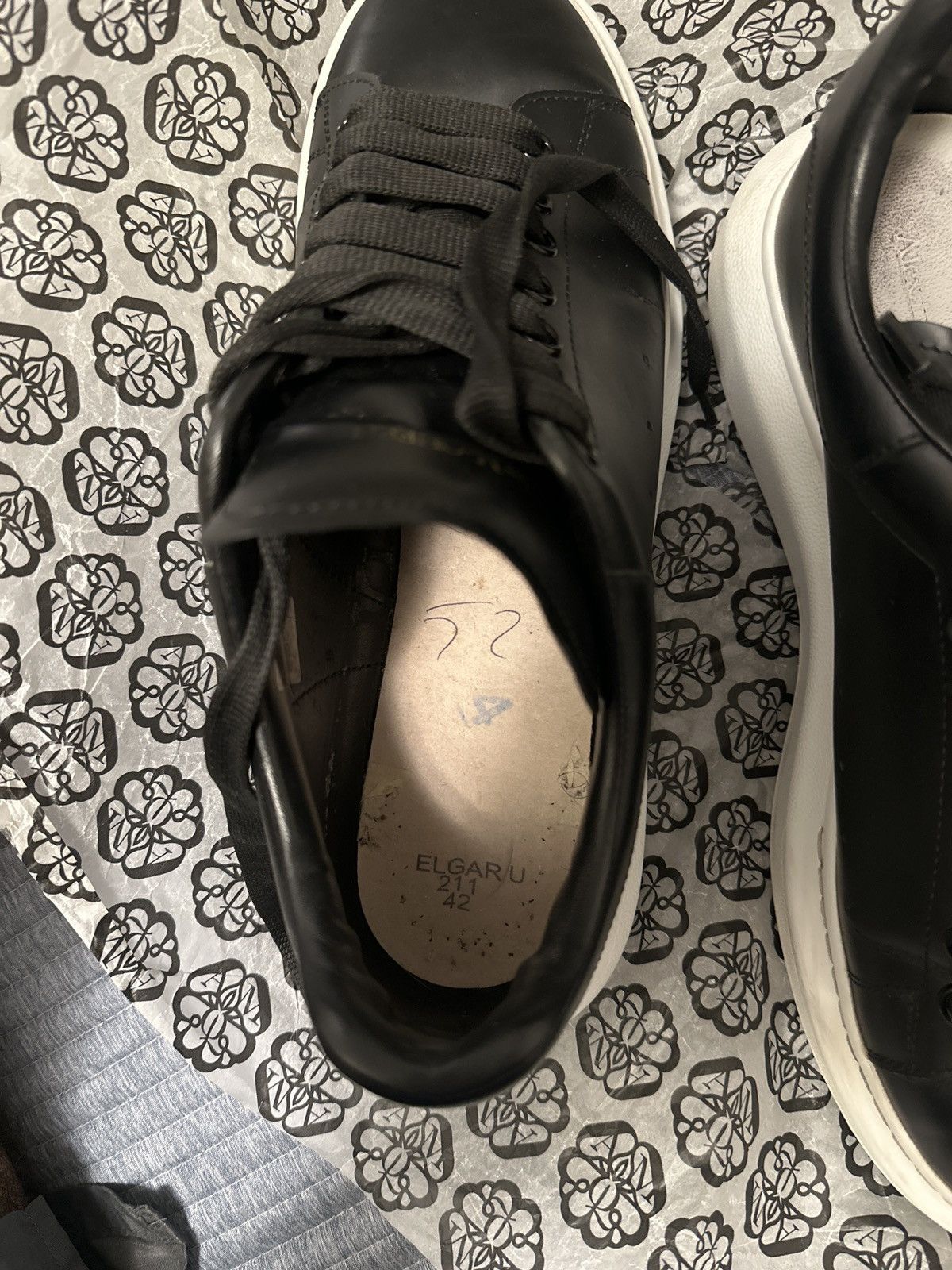 Alexander McQueen Alexander Mcqueen size 9 Size US 9 / EU 42 - 7 Thumbnail