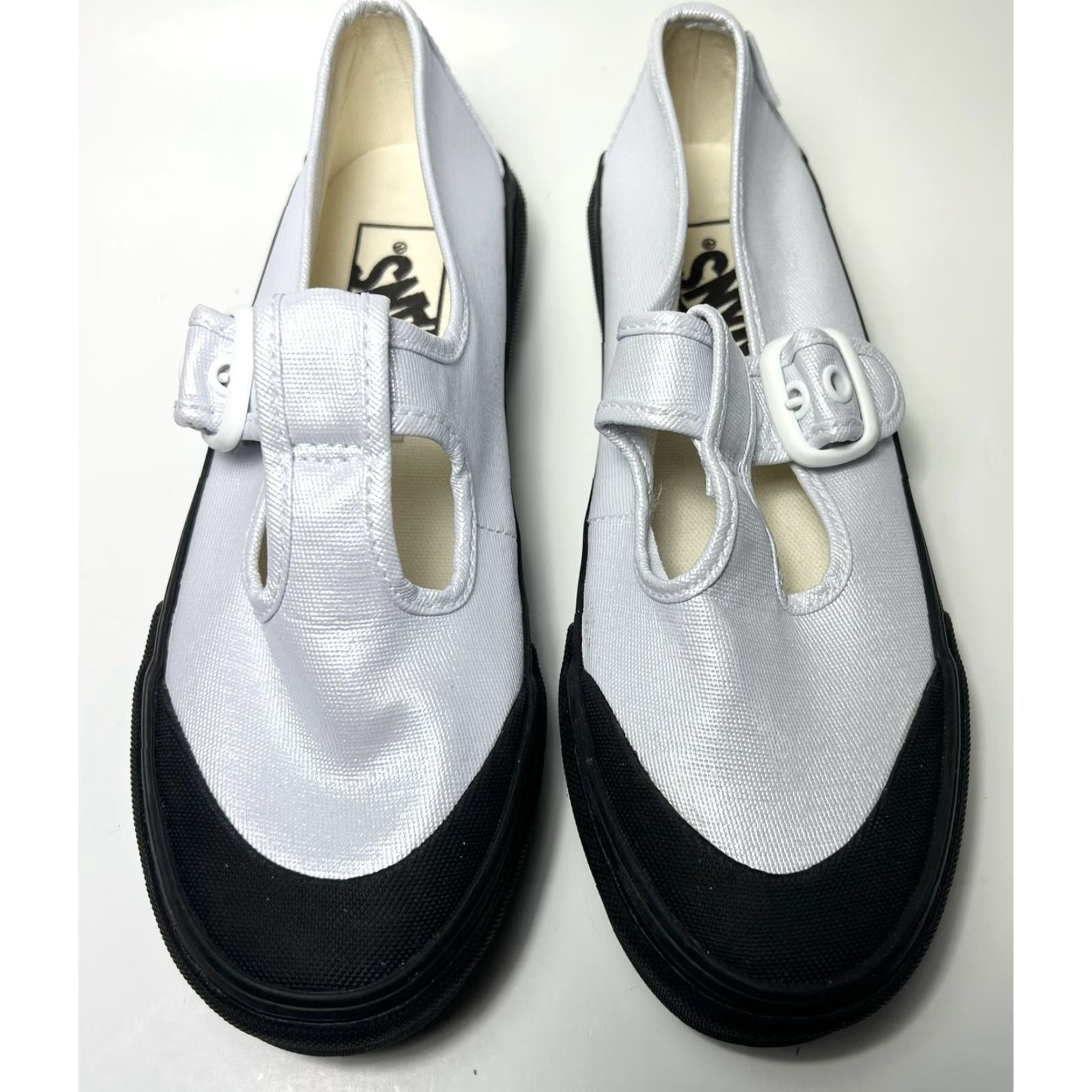 Vans VANS Style 93 Shoes Metallic Canvas White Women 5.5 4" Size M / US 6-8 / IT 42-44 - 3 Thumbnail