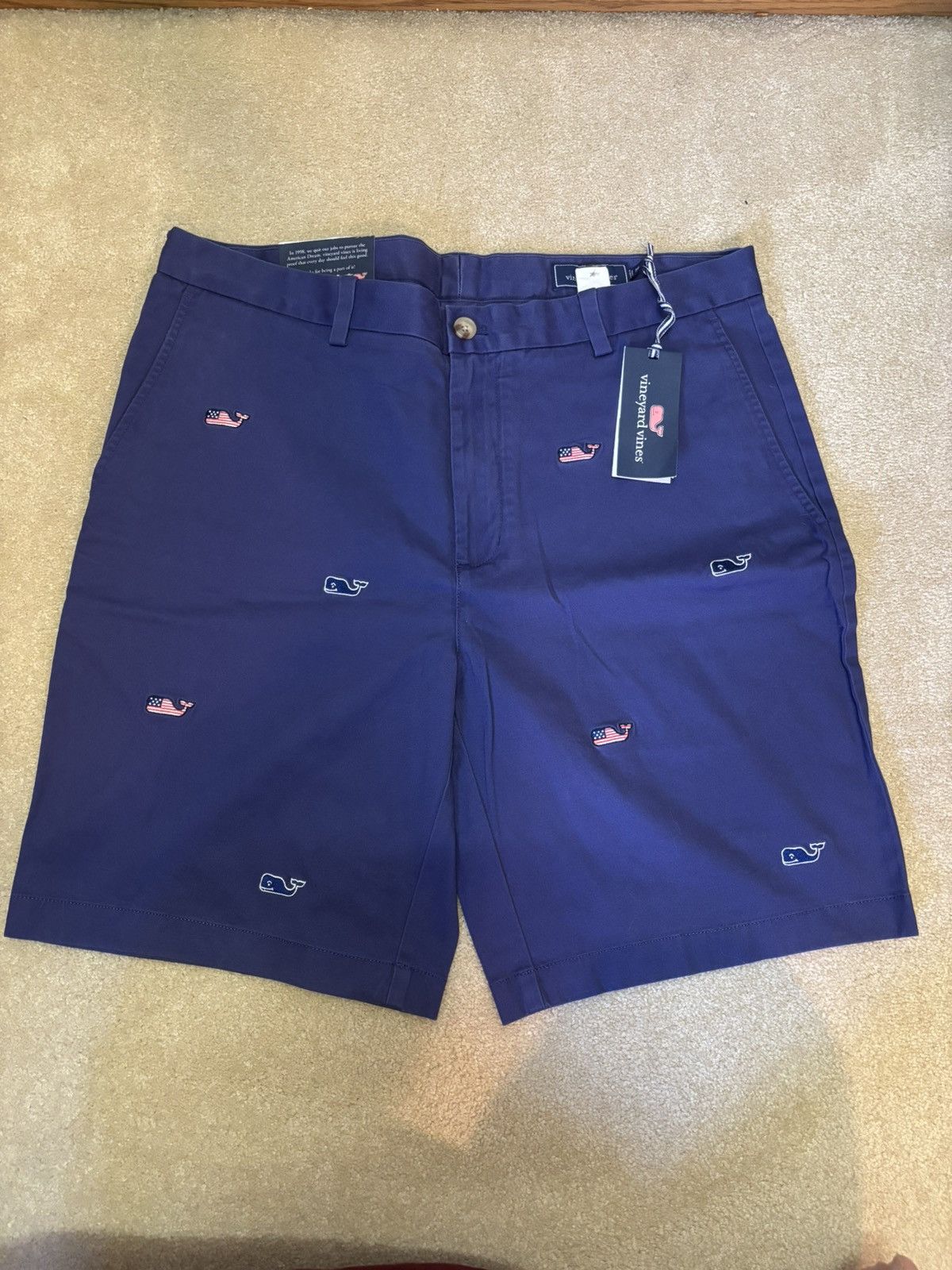 Vineyard Vines Men's Vineyard Vines 9” Breaker 36” Shorts Size US 36 / EU 52 - 1 Thumbnail