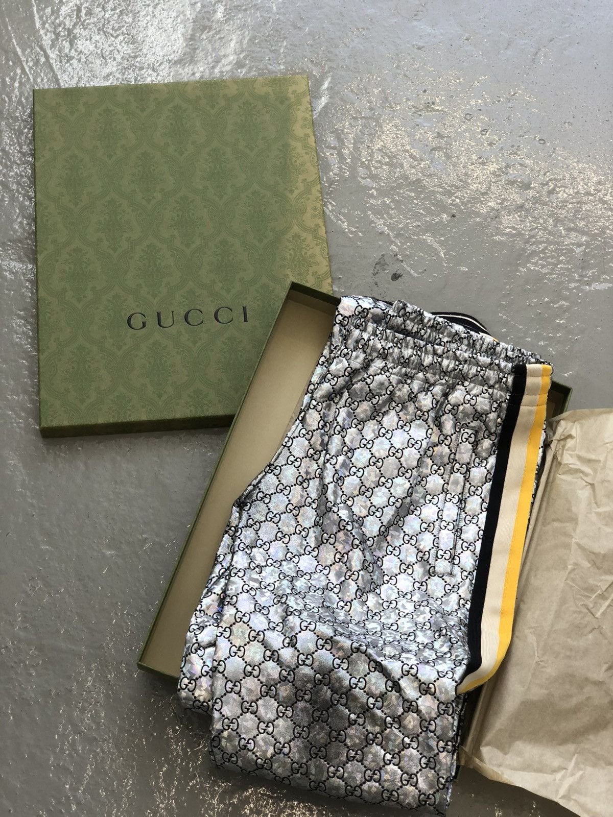 Gucci Gucci GG Supreme Print diamond crystal Jogging Pant Size US 32 / EU 48 - 2 Thumbnail