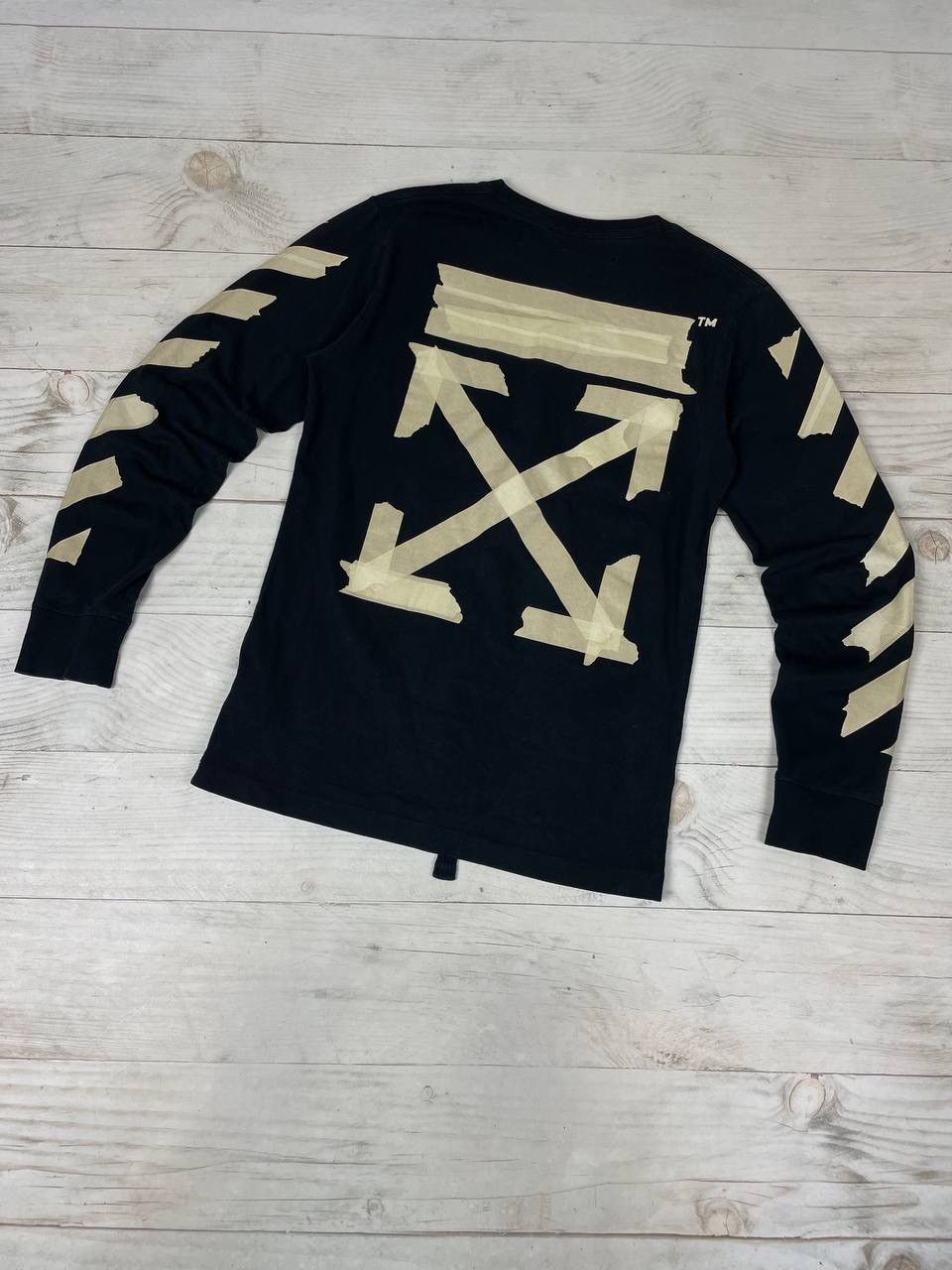 Off-White Off-White Big Logo Print Long Sleeve T-Shirt Y2K Size US S / EU 44-46 / 1 - 1 Thumbnail