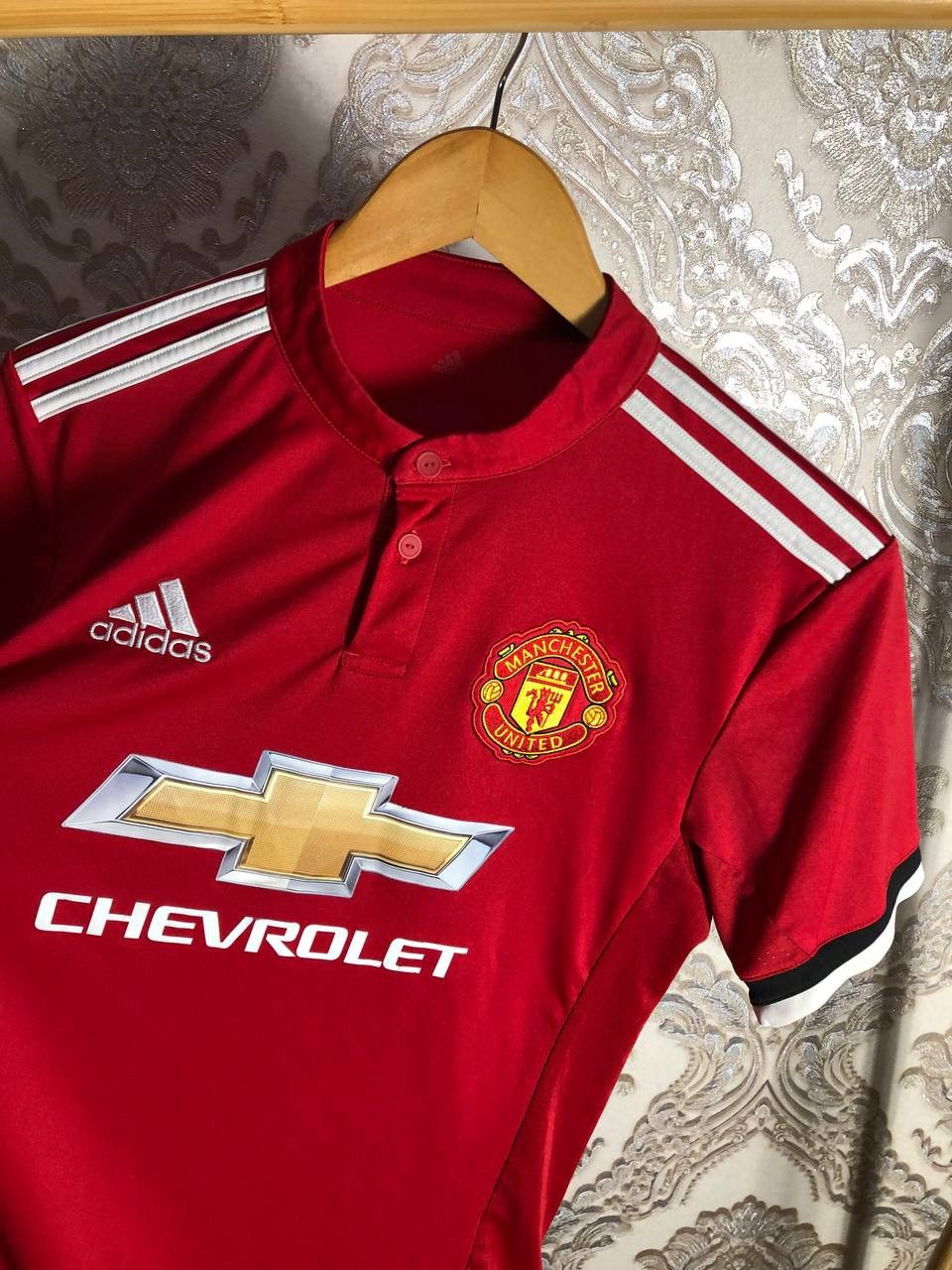 Adidas VINTAGE ADIDAS MANCHESTER UNITED ENGLAND SOCCER JERSEY Y2K Size US S / EU 44-46 / 1 - 6 Thumbnail