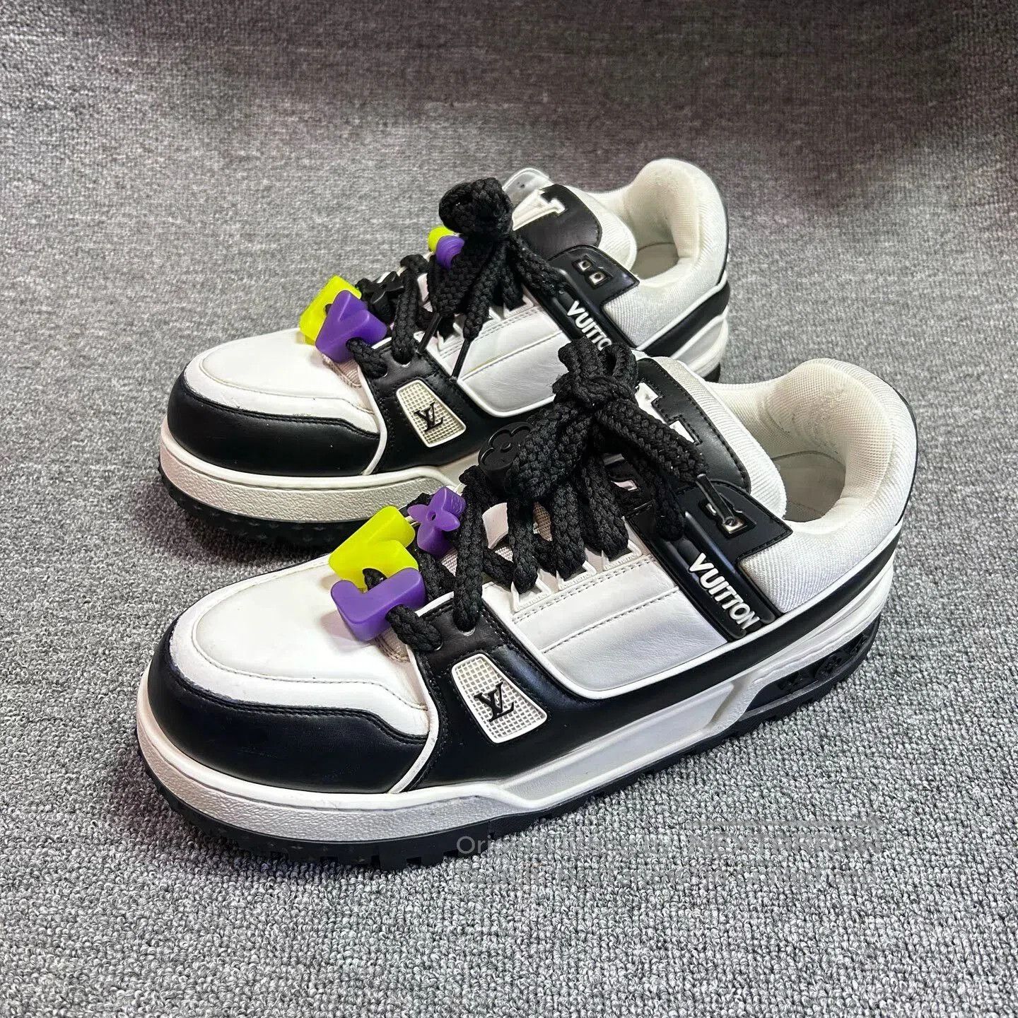 Louis Vuitton louis vuitton lv trainer maxi black white. Size US 9 / EU 42 - 1 Thumbnail