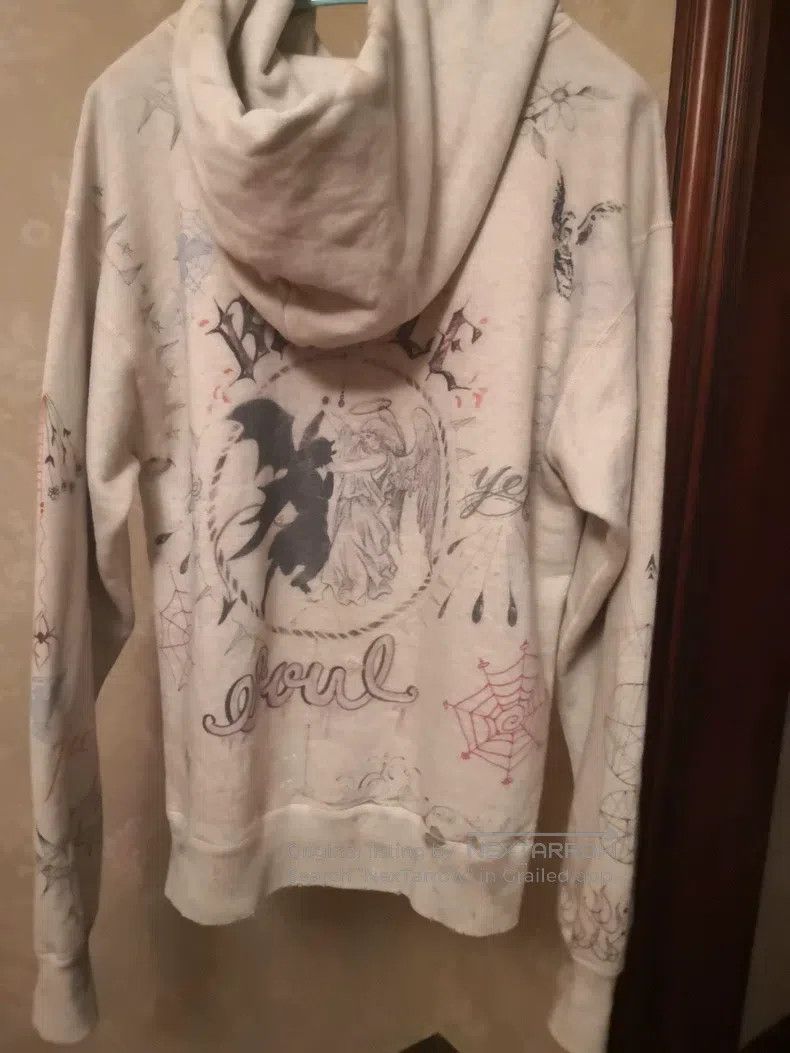 Saint Michael Saint Michael Printed Hoodie Size US L / EU 52-54 / 3 - 6 Thumbnail