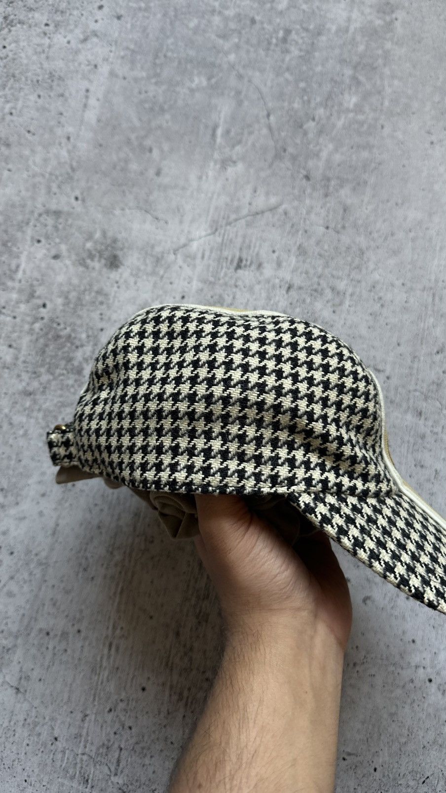 Gucci Gucci Multilogo Tweed Style Hat Size ONE SIZE - 4 Thumbnail