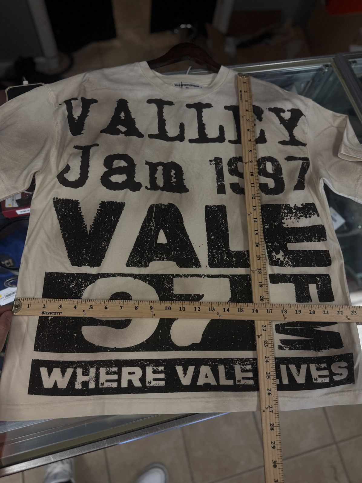 Vale Vale Valley 97FM Tee Shirt Size Medium (NEW) Size US M / EU 48-50 / 2 - 10 Thumbnail