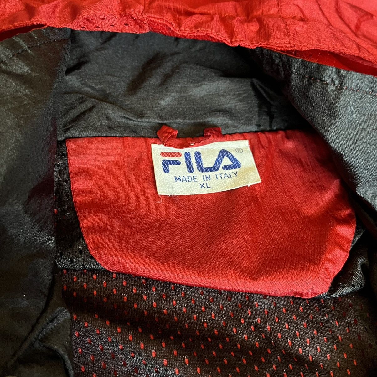 Fila Vintage 1990s Fila Windbreaker Hooded Nylon Short Sleeve Top Size US XL / EU 56 / 4 - 10 Thumbnail