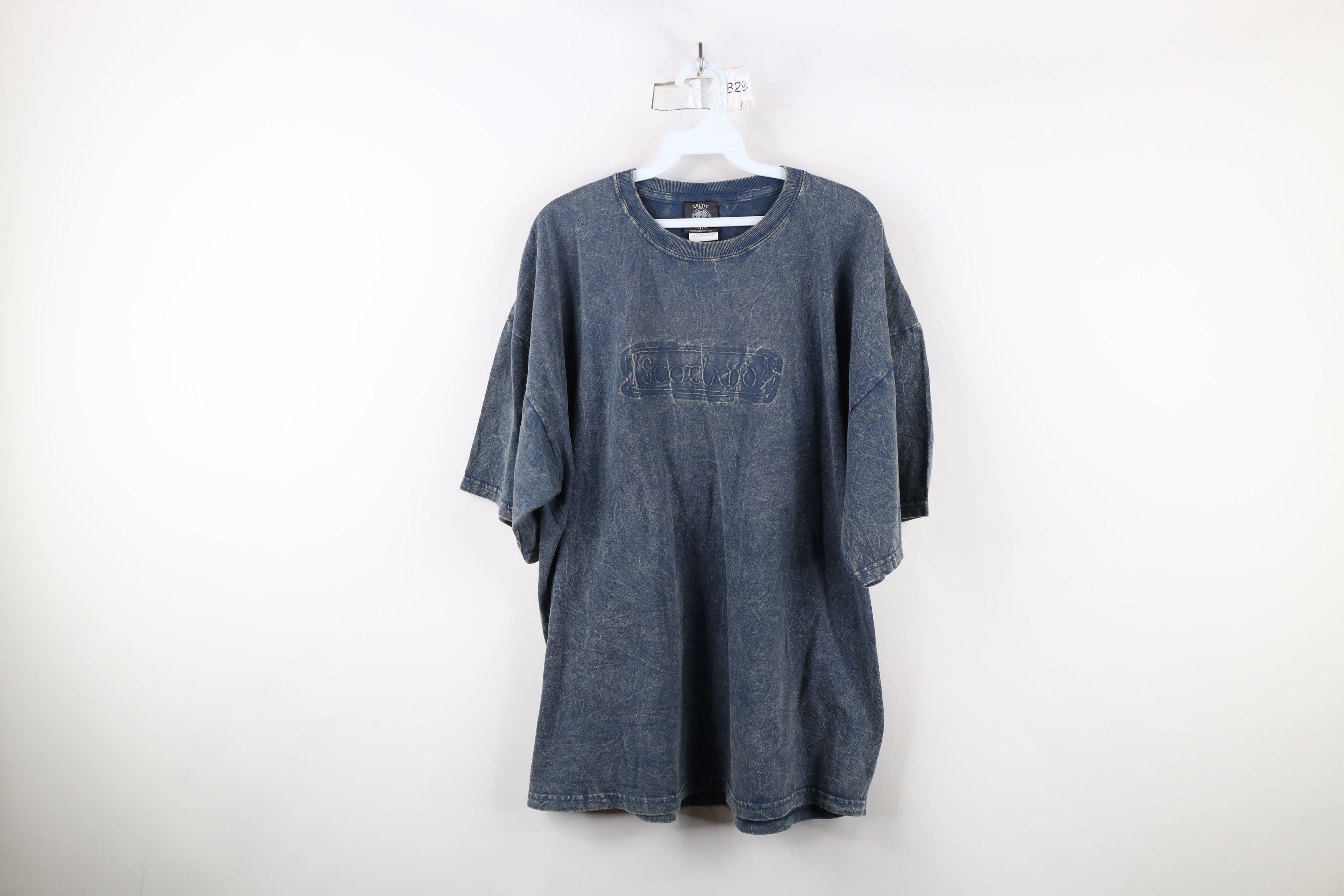 Vintage Vintage 90s Streetwear Celtic Scotland Acid Wash T-Shirt Size US XXL / EU 58 / 5 - 1 Thumbnail