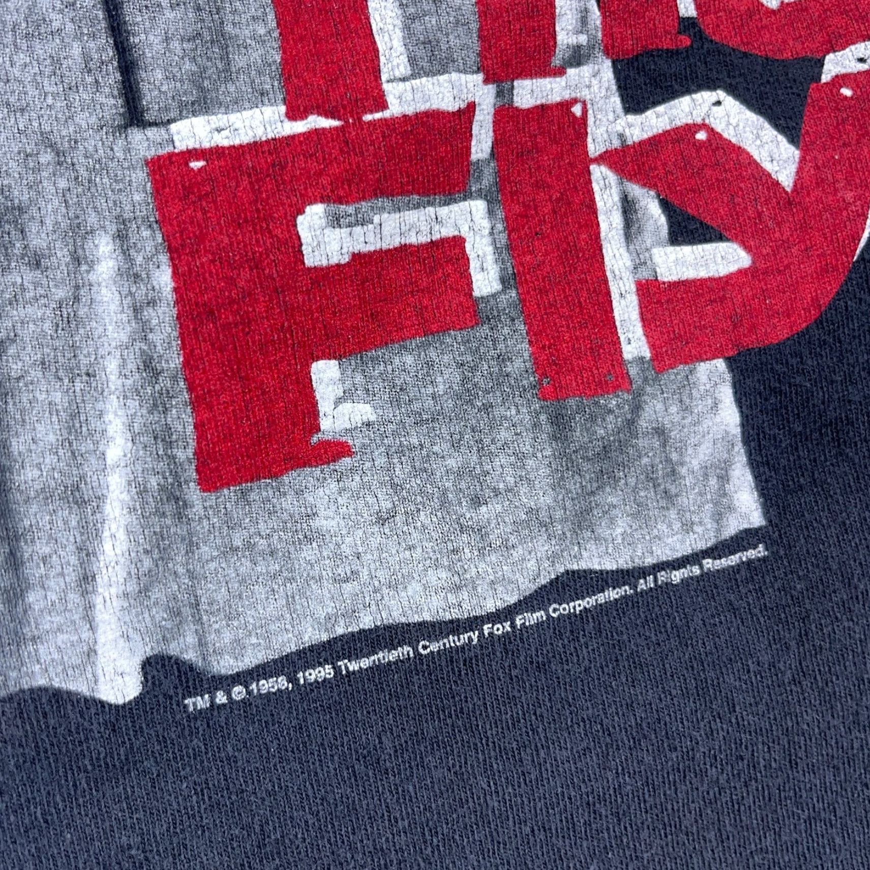 Vintage VINTAGE The Fly Movie T-Shirt Men Large Black 90s Sci-Fi Logo Graphic Print Retro Size US L / EU 52-54 / 3 - 3 Thumbnail