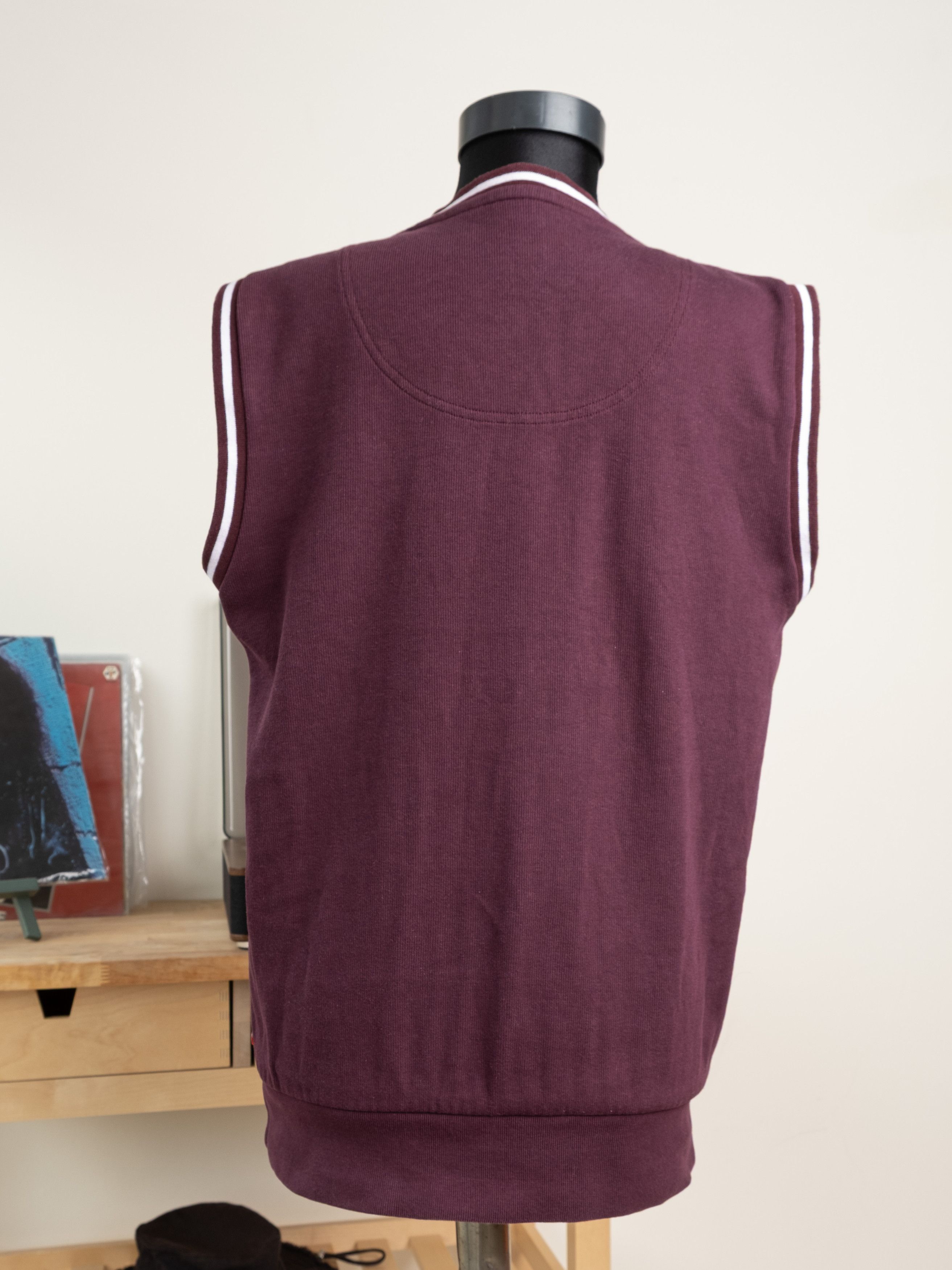 Levi's Burgundy Levi’s Vest Size US M / EU 48-50 / 2 - 3 Thumbnail